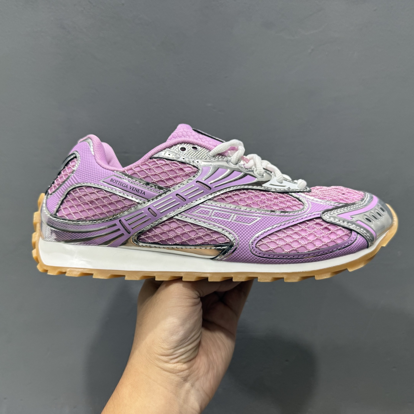 290 Bottega Veneta葆蝶家 Orbit 织物 圆头系带跑鞋
