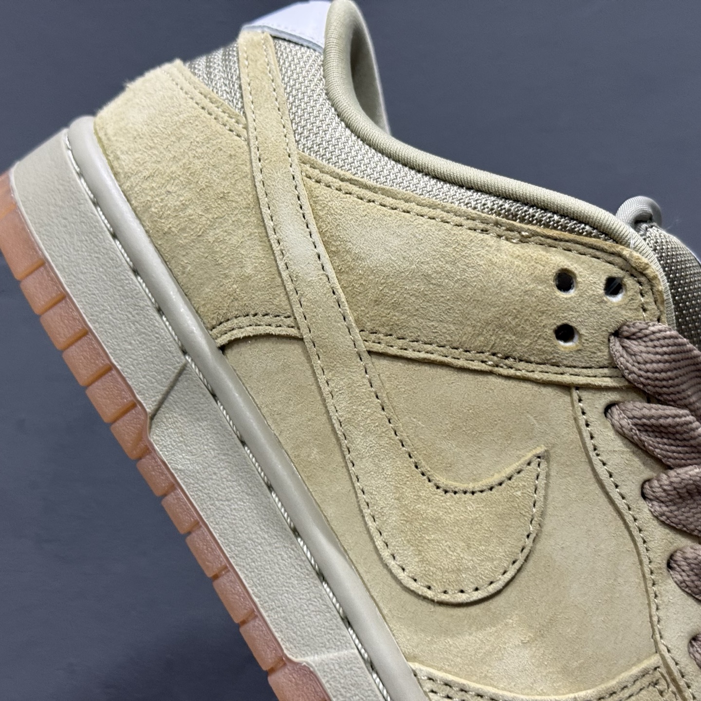 ￥210 Nike SB Dunk Low Pro B ”Pale Ivory” 象牙白 低帮休闲板鞋 HJ0367-200