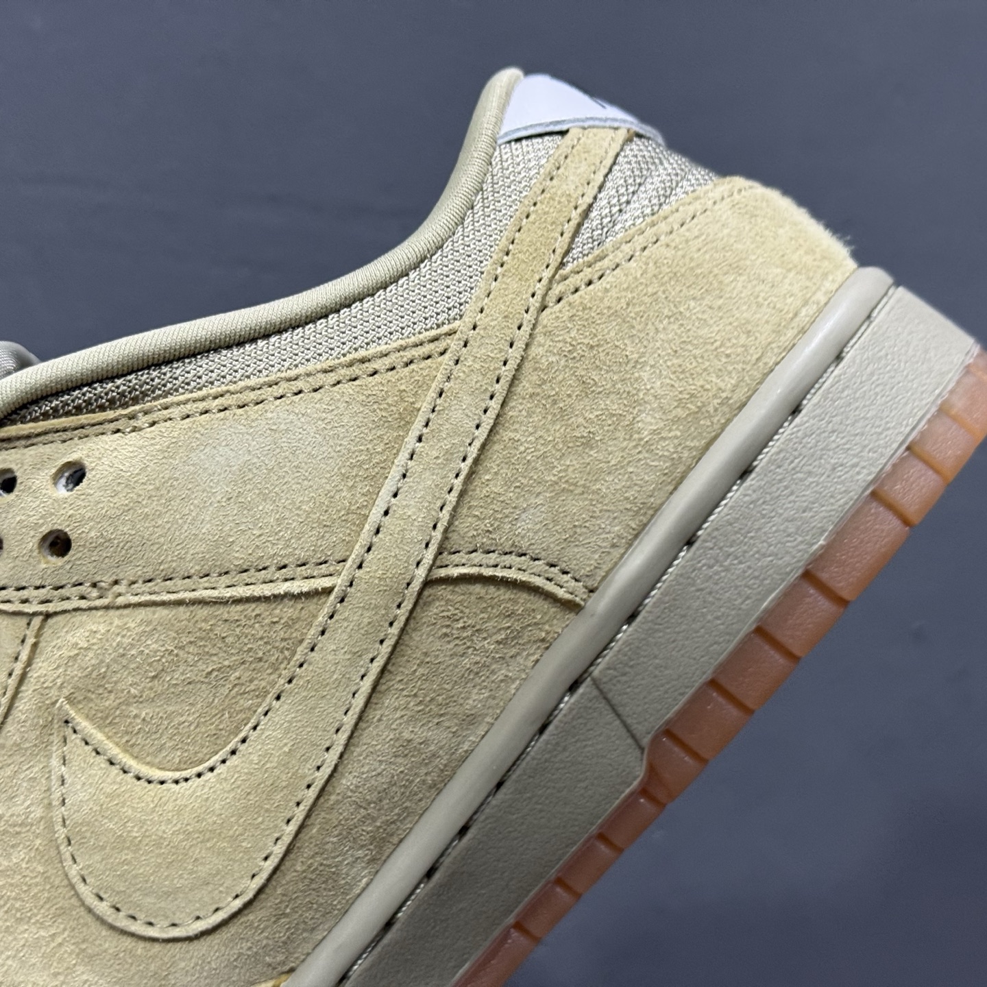 ￥210 Nike SB Dunk Low Pro B ”Pale Ivory” 象牙白 低帮休闲板鞋 HJ0367-200