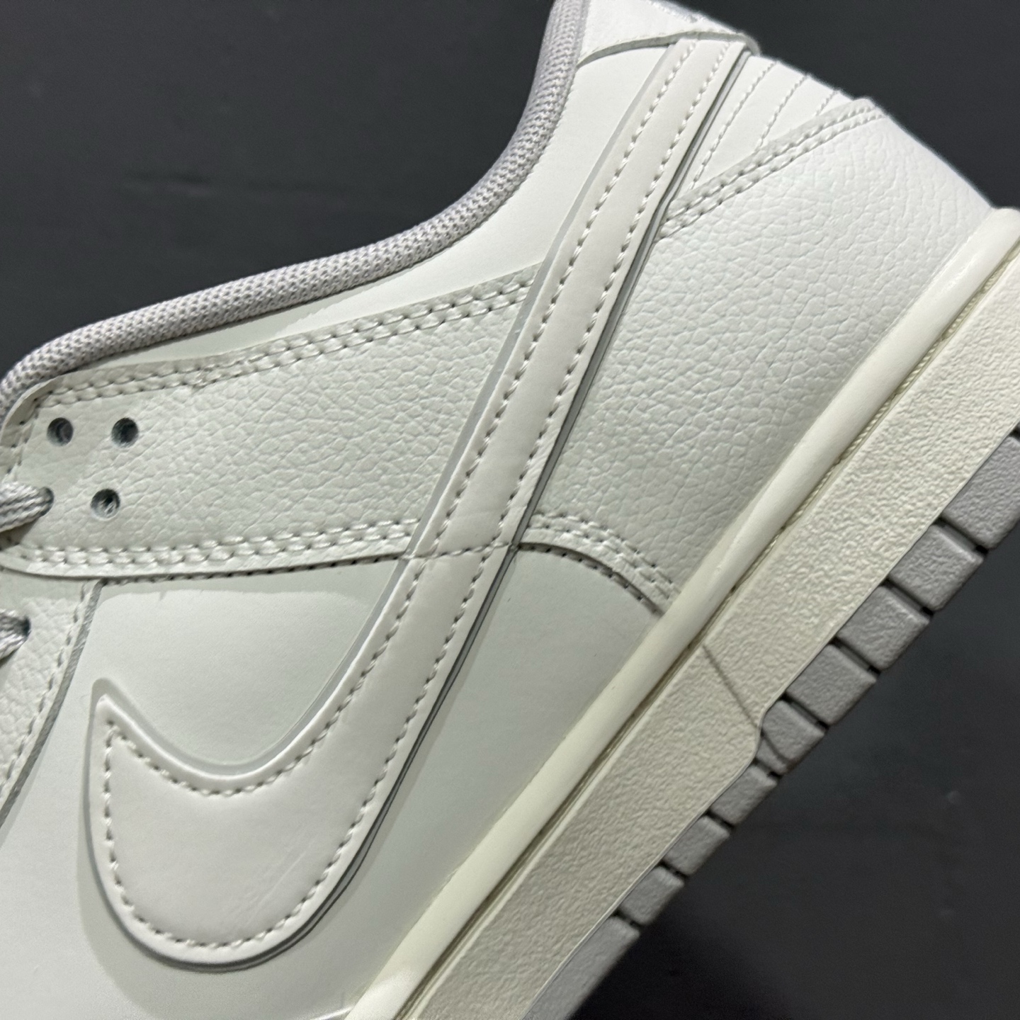 Nike SB Dunk Low ”Just Do It” 周年高端定制 低帮休闲板鞋 WG0508-046