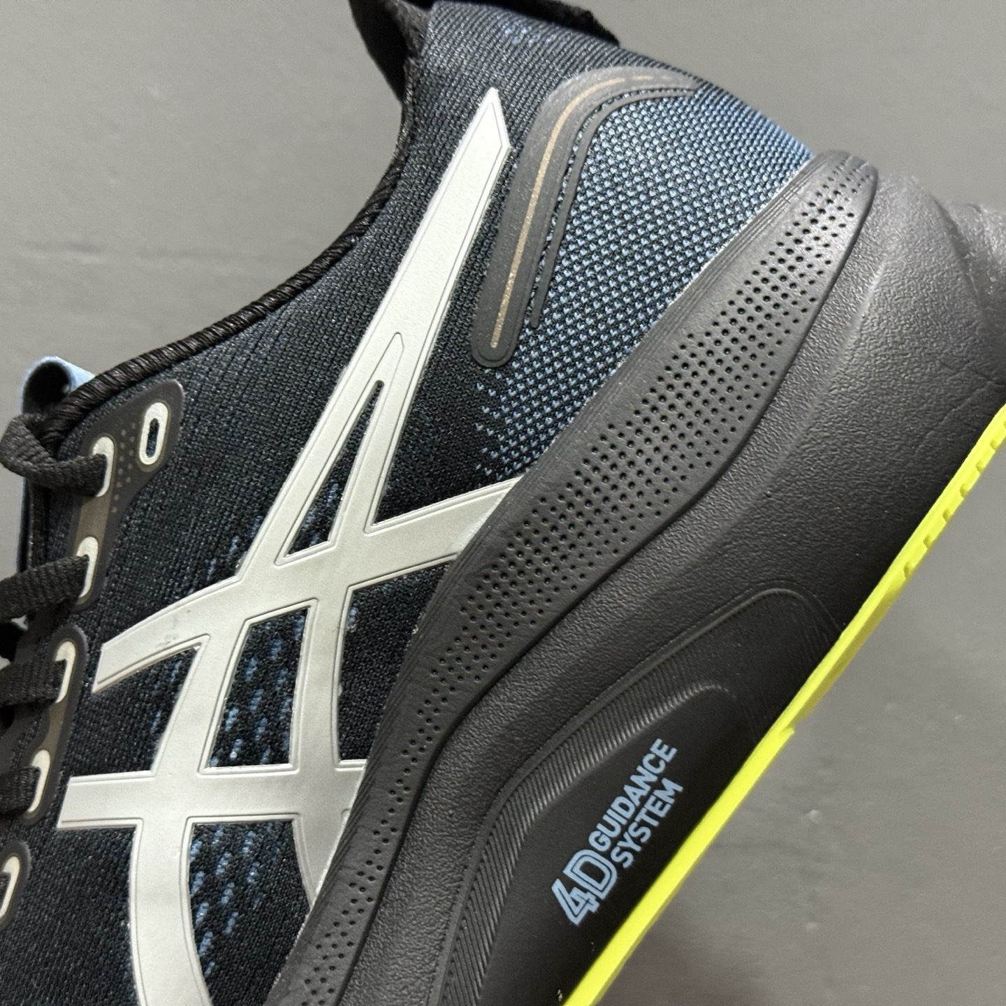 Asics Gel-Kayano 32代 运动休闲透气专业跑鞋 1011C130-001