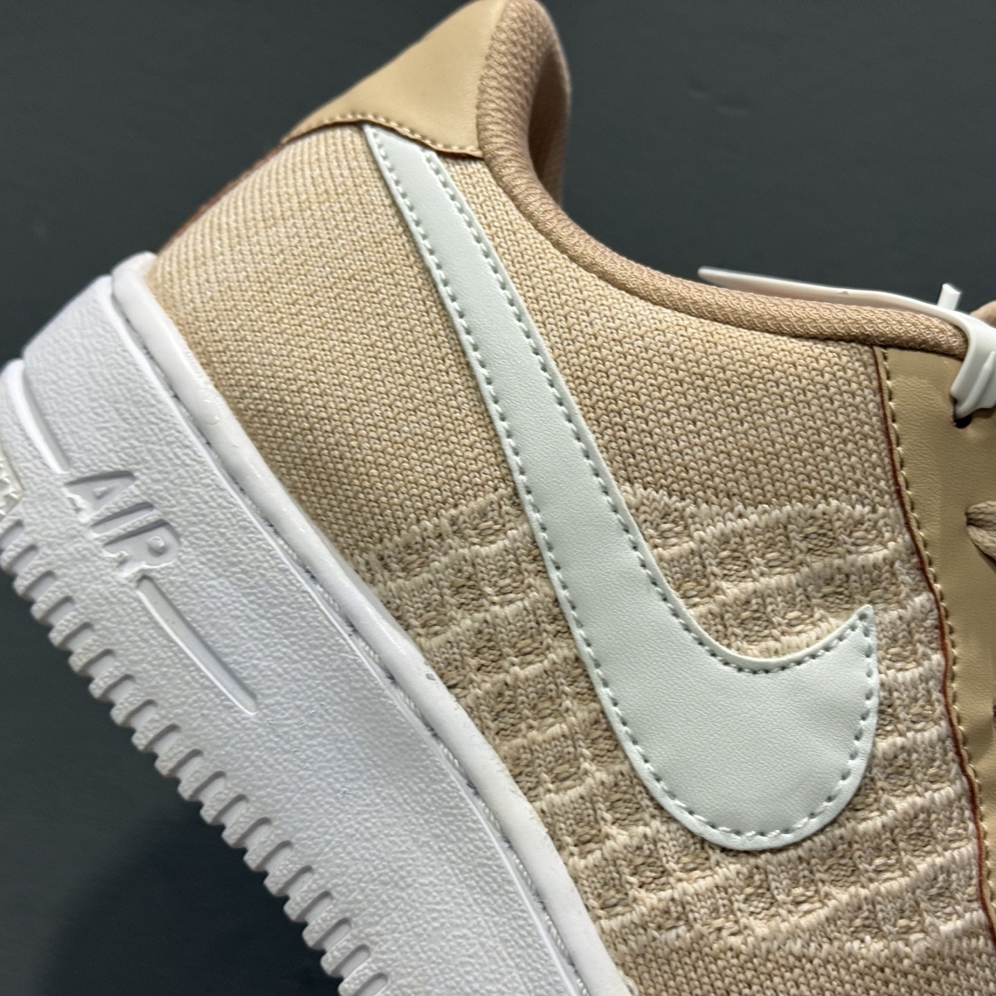 Nike Air Force 1'07 Low 飞织卡其色 空军一号低帮休闲板鞋 CI0051-299