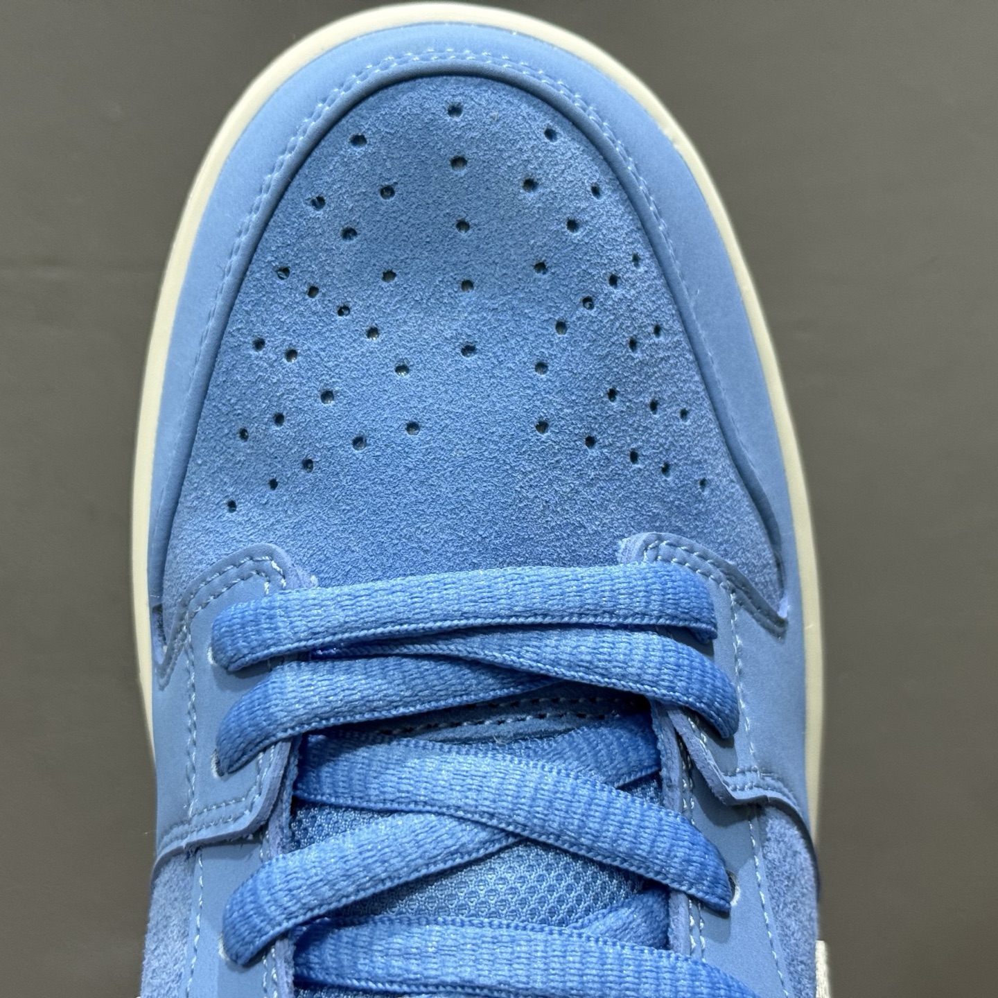 Nike SB Dunk Low pro 独家版型蒸餾加工帶來的是更好的视觉和脚感体验 FJ1674-401