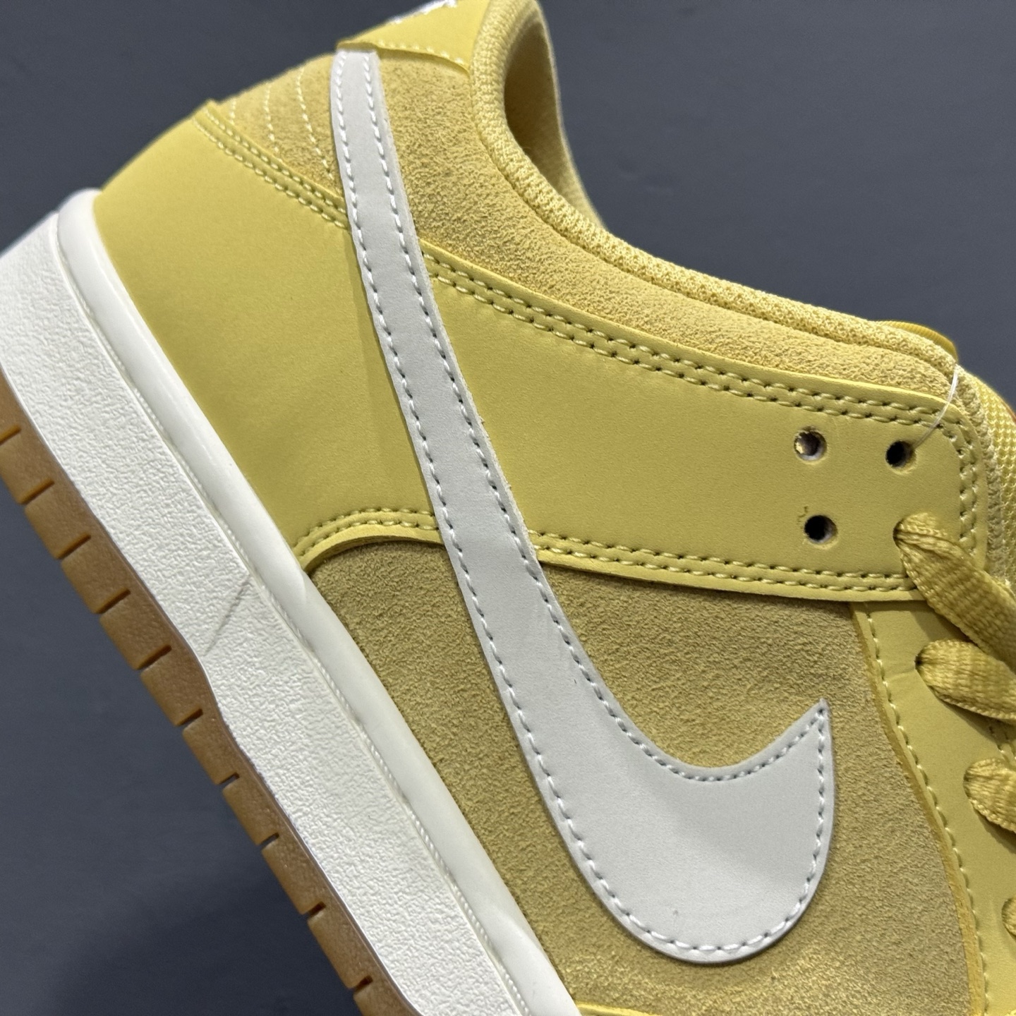 Nike SB Dunk Low pro 独家版型蒸餾加工帶來的是更好的视觉和脚感体验 FJ1674-700