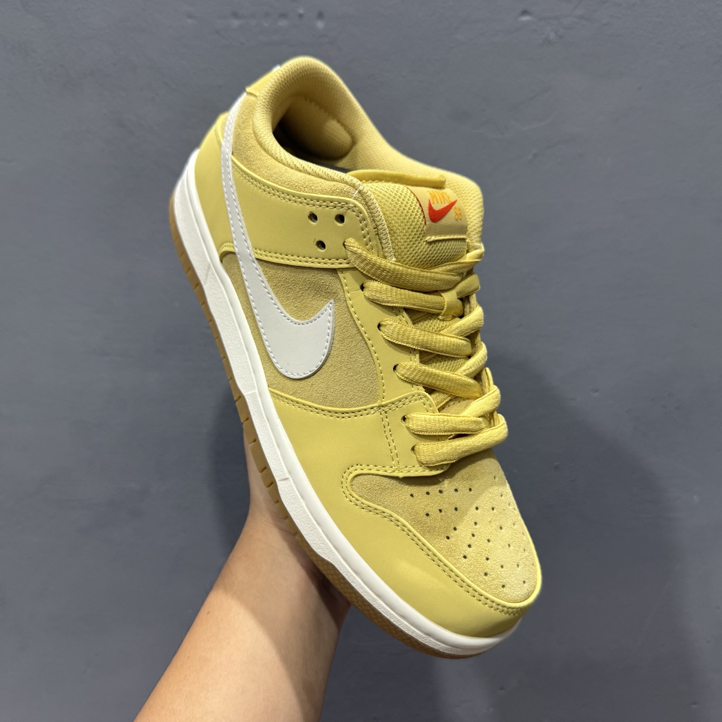 Nike SB Dunk Low pro 独家版型蒸餾加工帶來的是更好的视觉和脚感体验 FJ1674-700