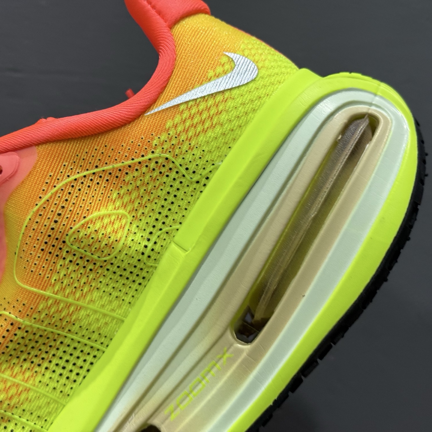 Nike Vomero premium Air气垫40周年 舒适百搭防滑耐磨 支撑缓震低帮 休闲跑步鞋 FM8453-019