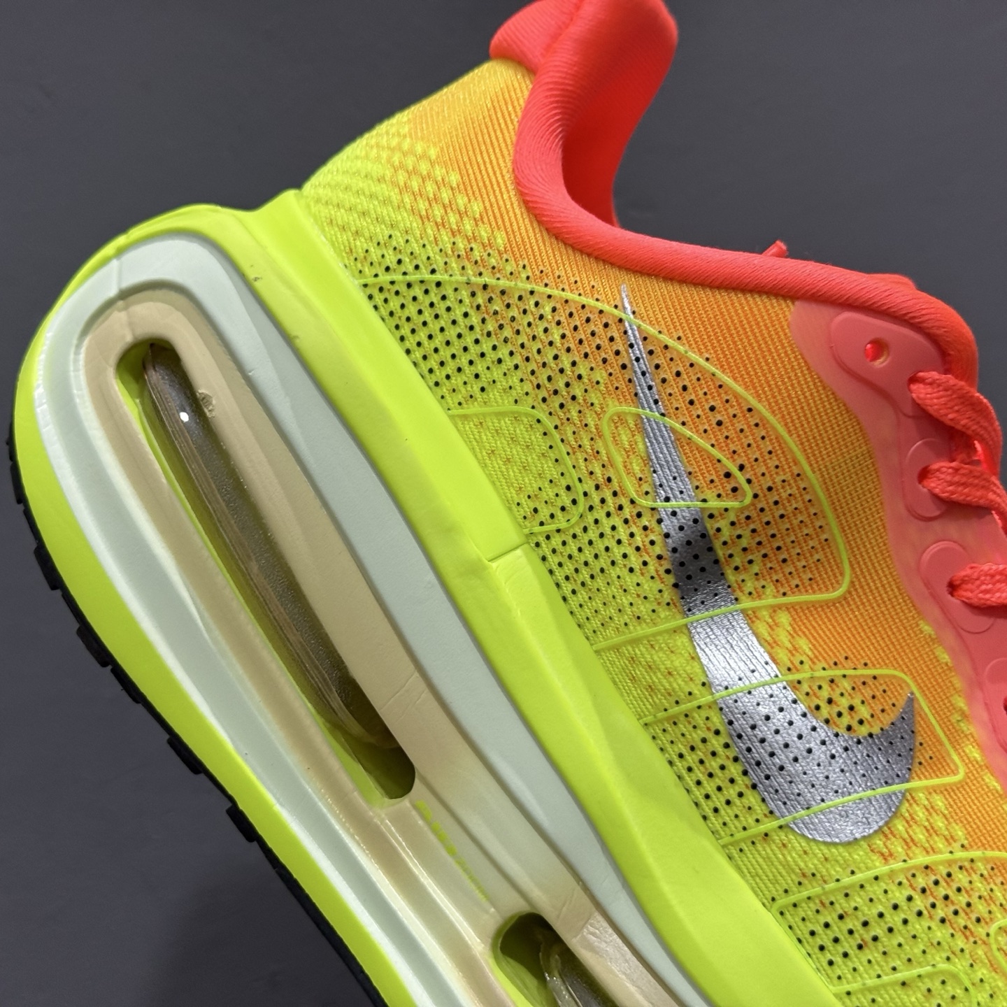 Nike Vomero premium Air气垫40周年 舒适百搭防滑耐磨 支撑缓震低帮 休闲跑步鞋 FM8453-019