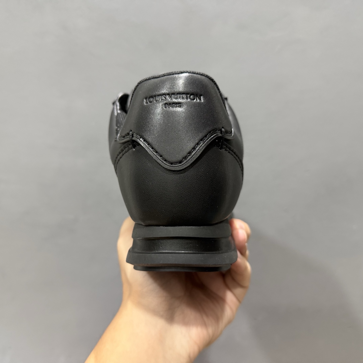 新款出货 外贸专供版本 Nigo x Louis Vuitton LV联名款 阿甘 低帮运动休闲鞋