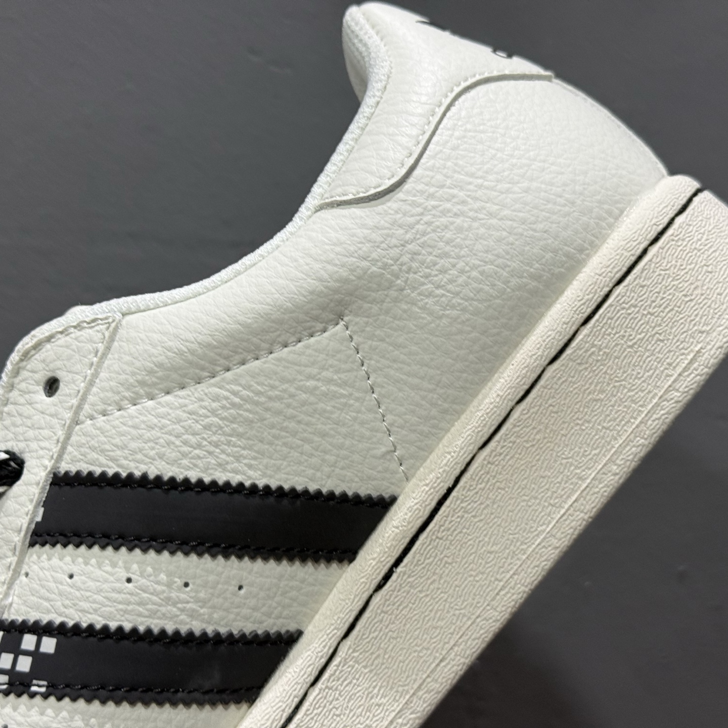 AD Originals Superstar x Stussy 白黑 SD6816