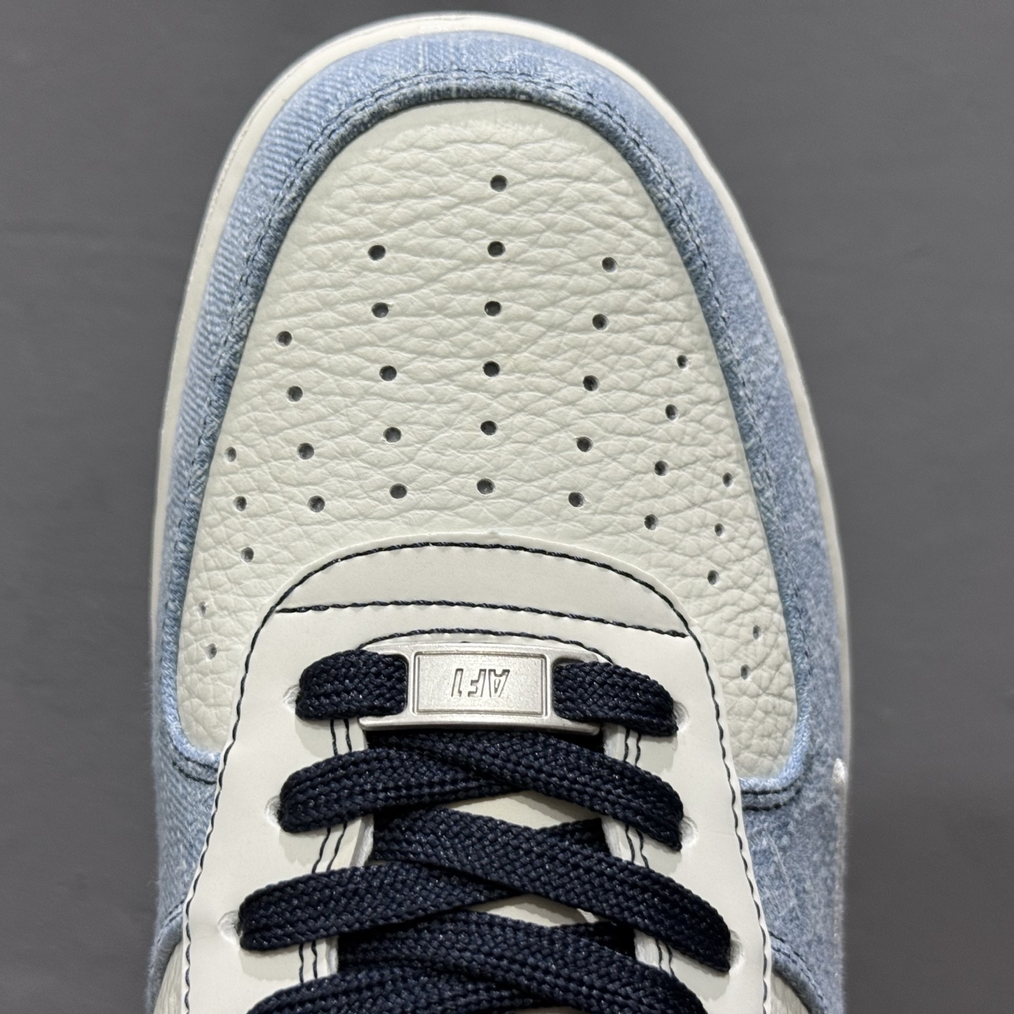 Nike Air Force 1 Low LV联名 SC0601-556