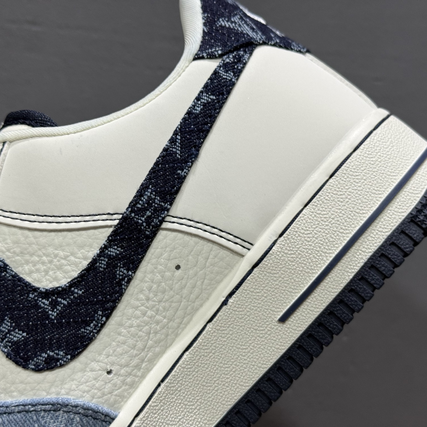 Nike Air Force 1 Low LV联名 SC0601-556