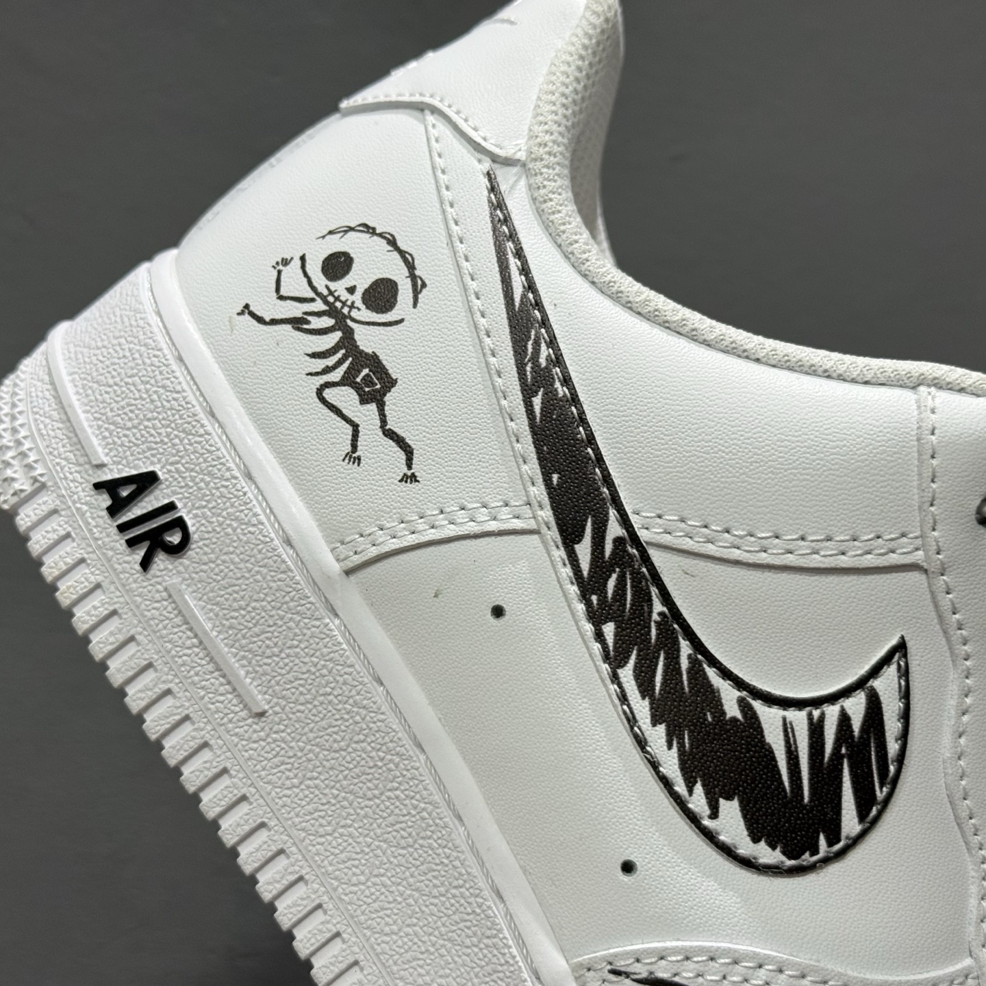 Nike Air Force 1'07 Low 捣蛋鬼 空军一号低帮休闲板鞋 ZH0316-096