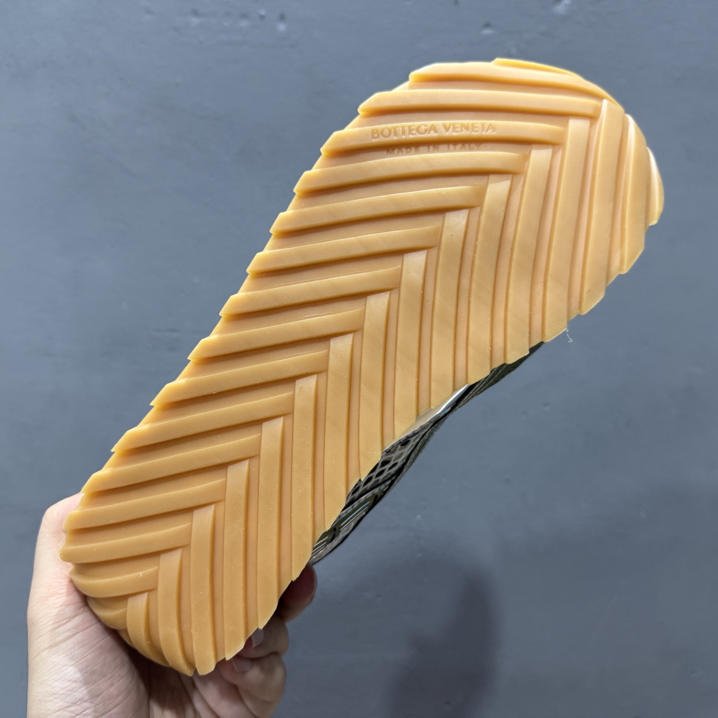 Bottega Veneta葆蝶家 Orbit 织物 圆头系带跑鞋