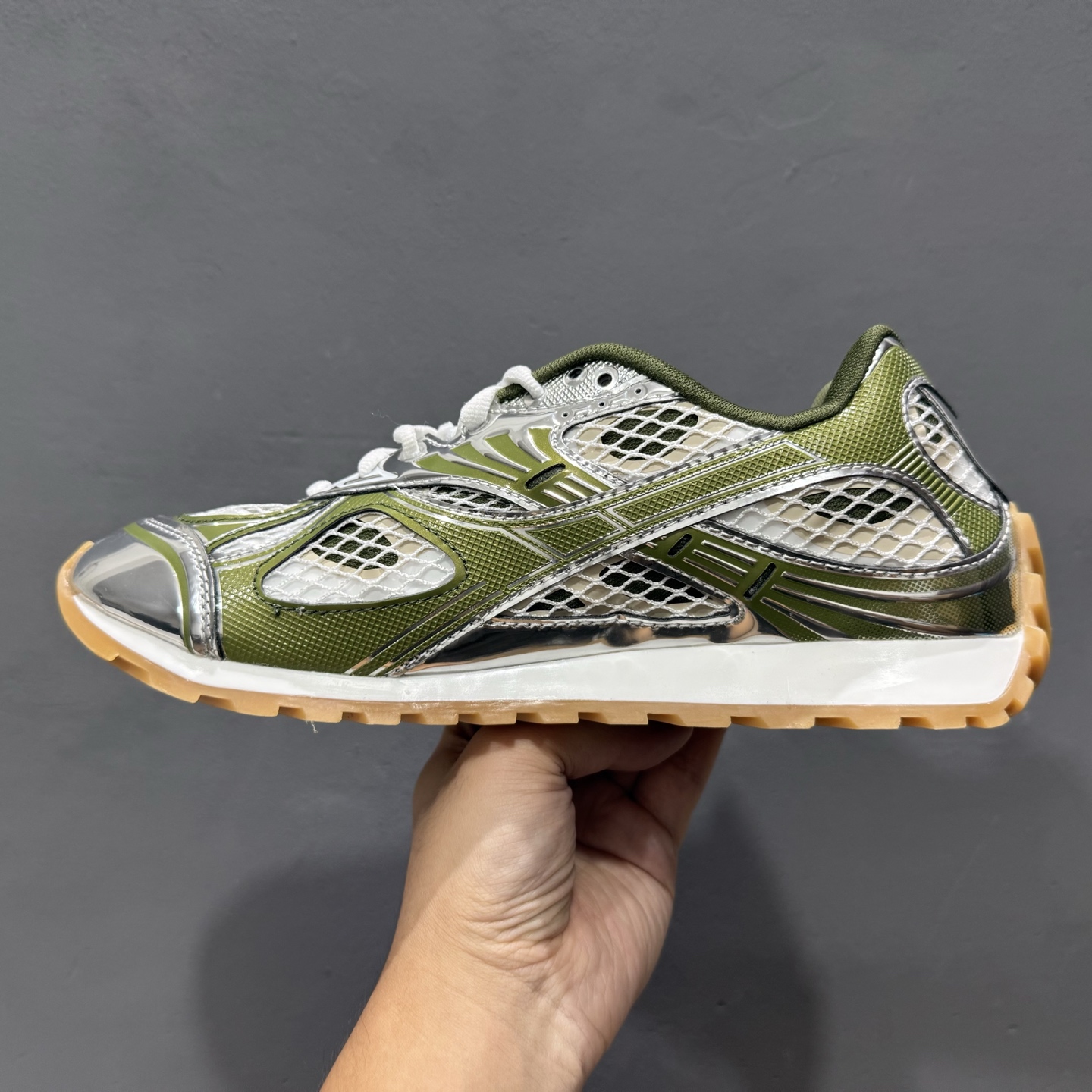 Bottega Veneta葆蝶家 Orbit 织物 圆头系带跑鞋