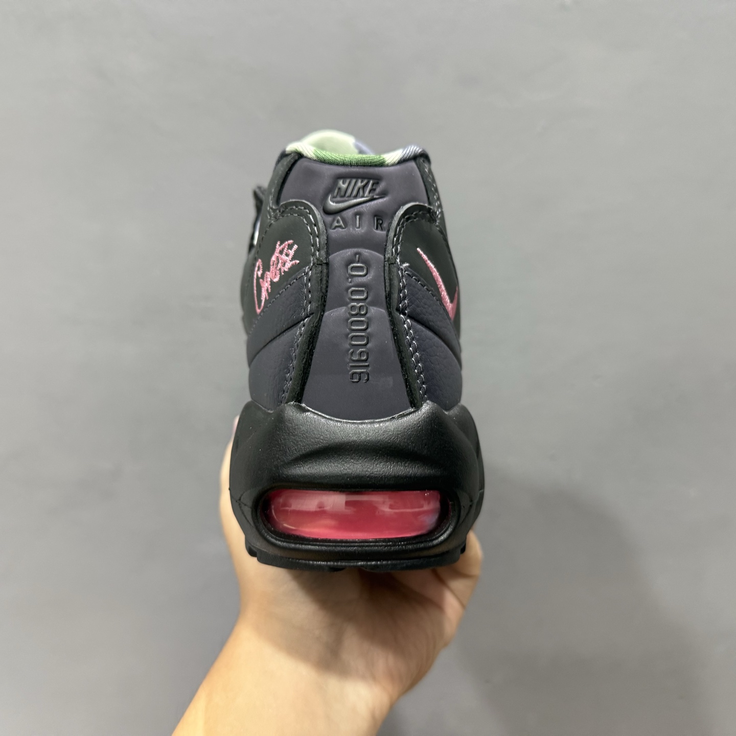 Nike Air Max 95复古減震气垫跑鞋 FB2709-001