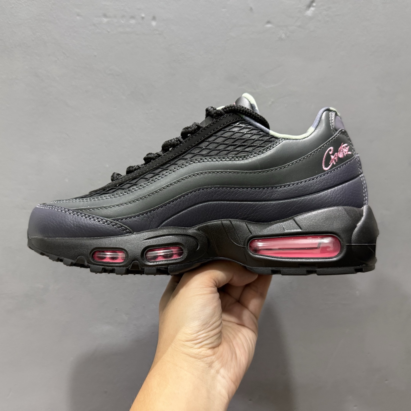Nike Air Max 95复古減震气垫跑鞋 FB2709-001