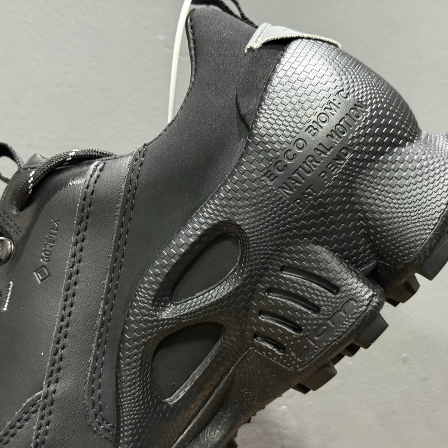 ECCO爱步老爹鞋男士夏季新款 全头层百搭潮流户外运动鞋 837594