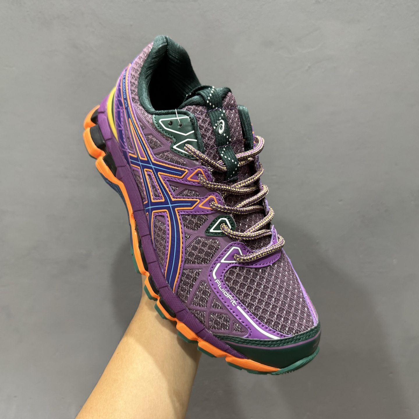 Asics Gel-Nimbus 10.1 亚瑟士复古先锋潮流拼接休闲跑步鞋 1203A723-100