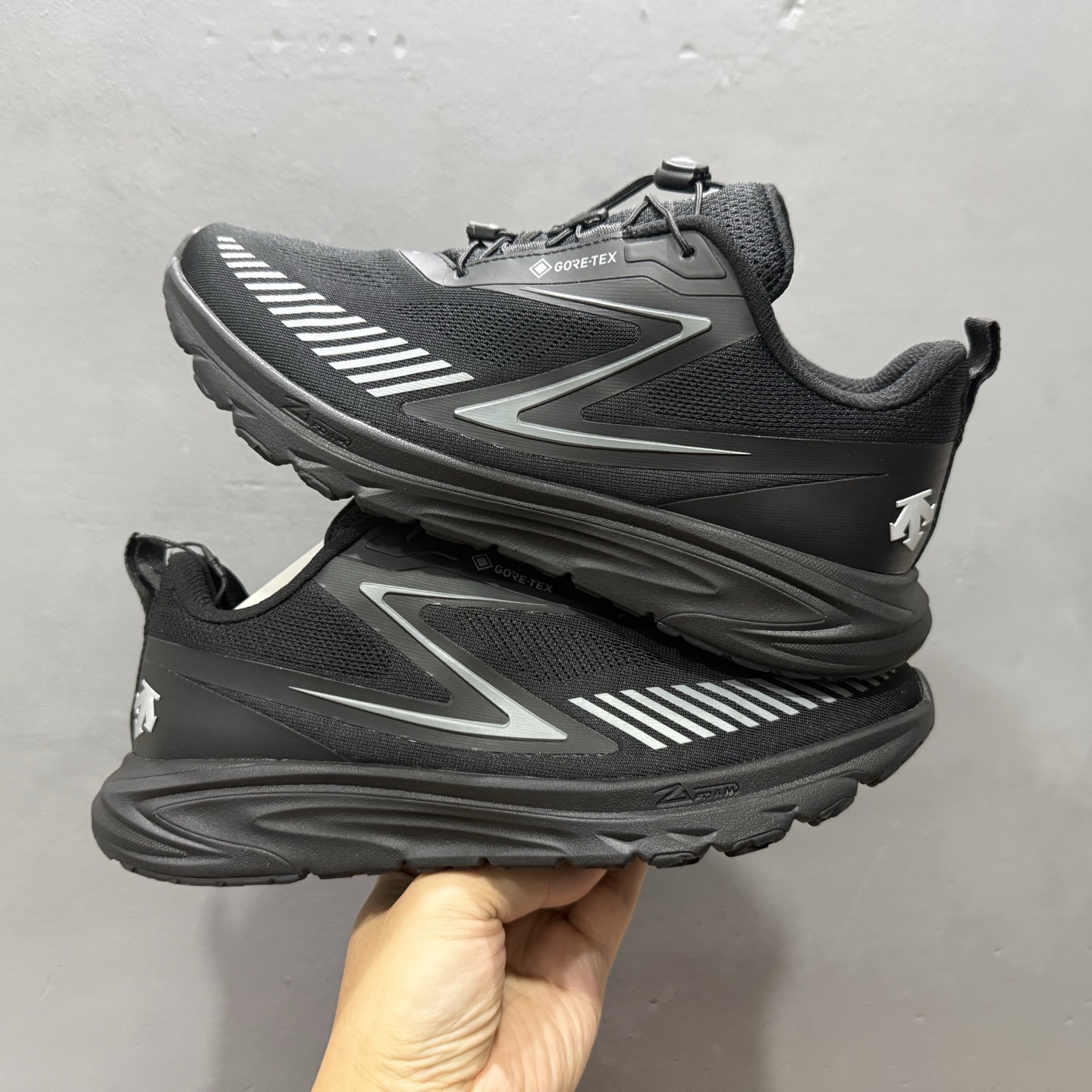 迪桑特·DESCENTE Boa Dfluid 流体系列越野徒步户外运动鞋