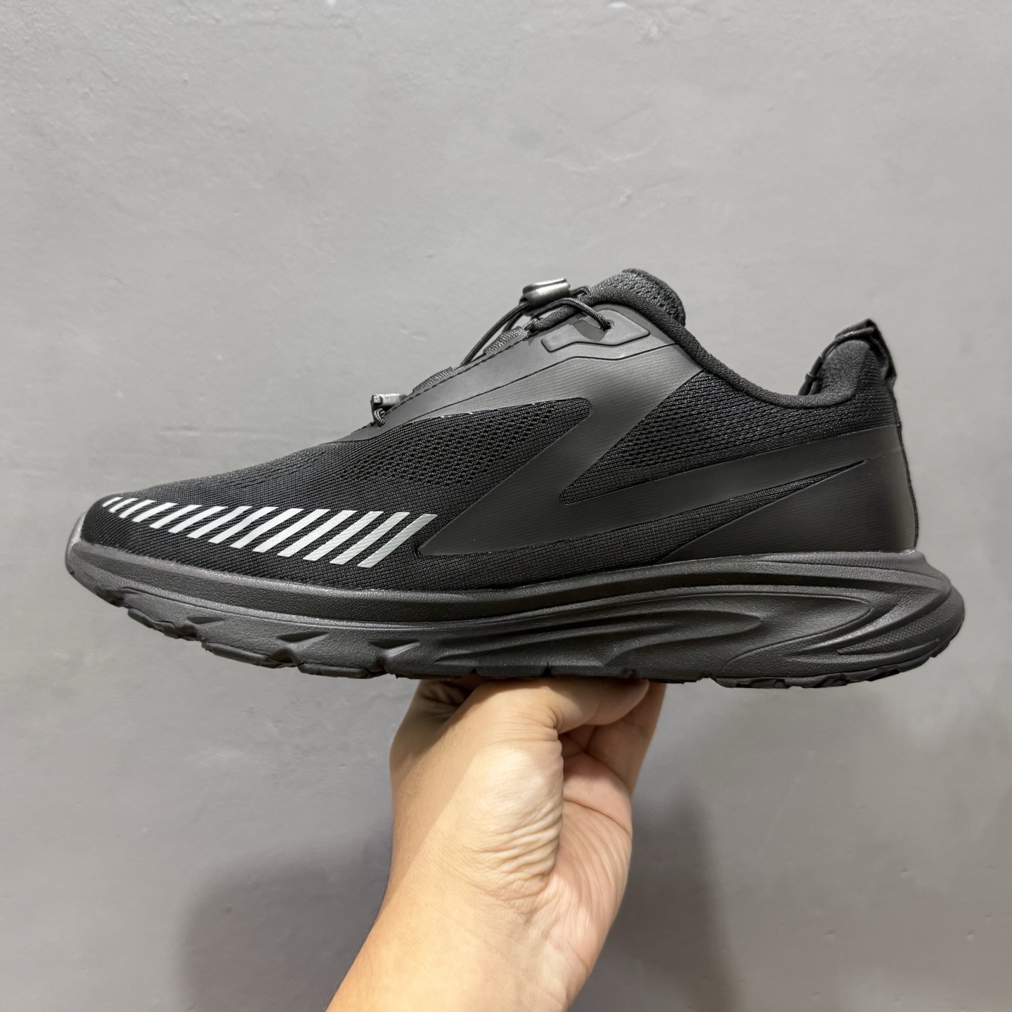 迪桑特·DESCENTE Boa Dfluid 流体系列越野徒步户外运动鞋