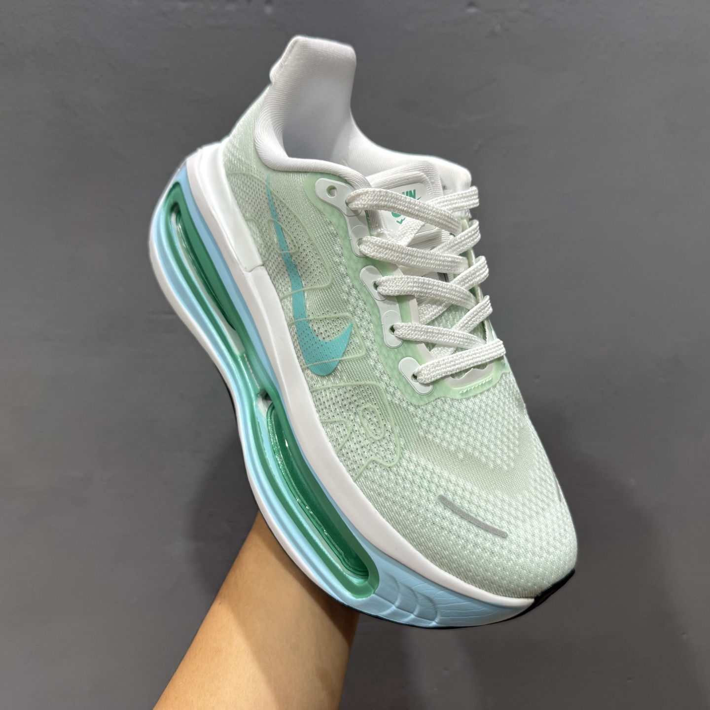 Nike Vomero premium Air气垫40周年 舒适百搭防滑耐磨 支撑缓震低帮 休闲跑步鞋 FM8453-014