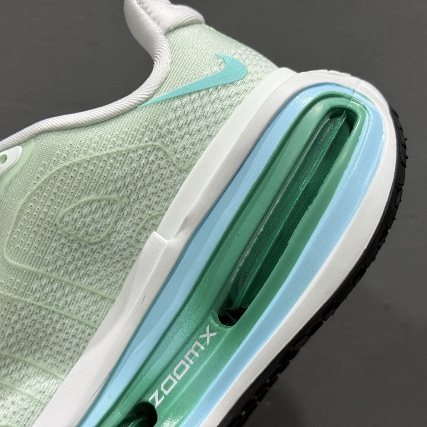 Nike Vomero premium Air气垫40周年 舒适百搭防滑耐磨 支撑缓震低帮 休闲跑步鞋 FM8453-014