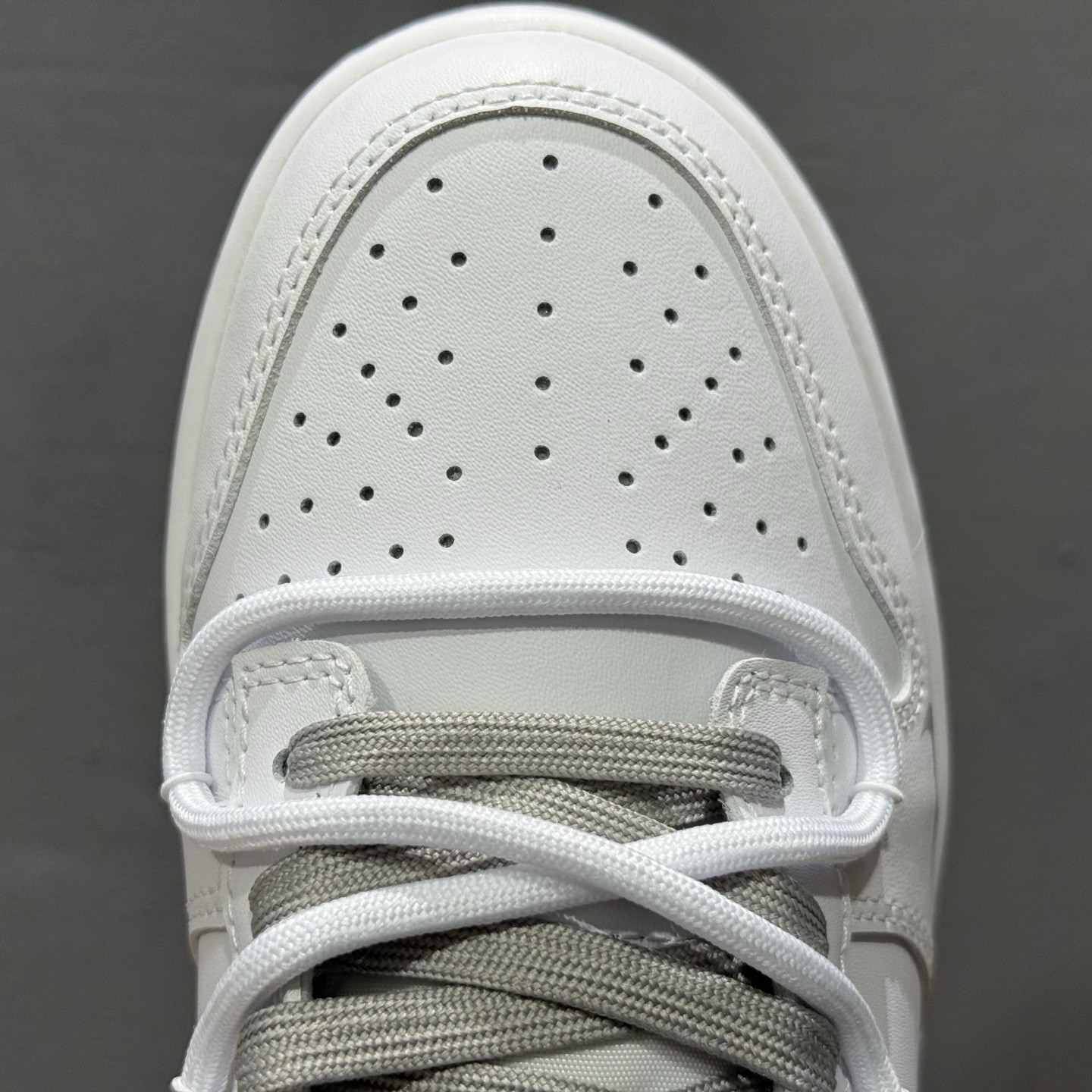 Nike SB Dunk Low ”Just Do It” 绑带 周年高端定制 低帮休闲板鞋 WG0528-095