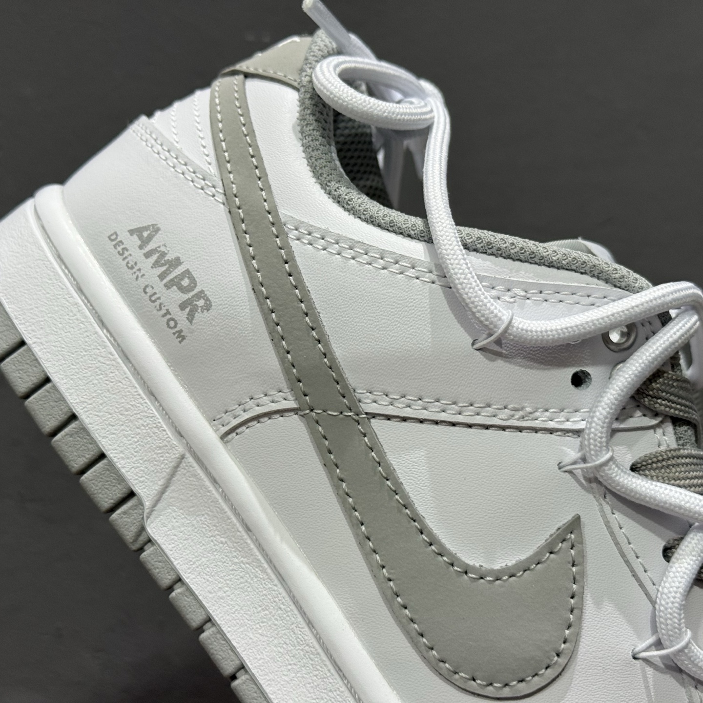 Nike SB Dunk Low ”Just Do It” 绑带 周年高端定制 低帮休闲板鞋 WG0528-095