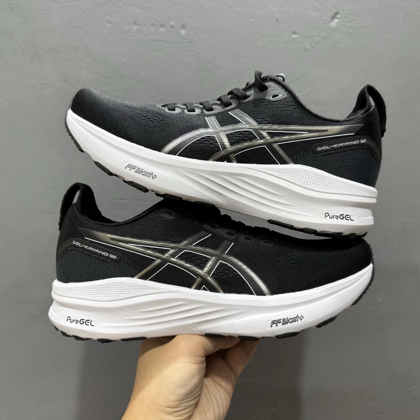 Asics Gel-Kayano 32代 运动休闲透气专业跑鞋 1011C052-002