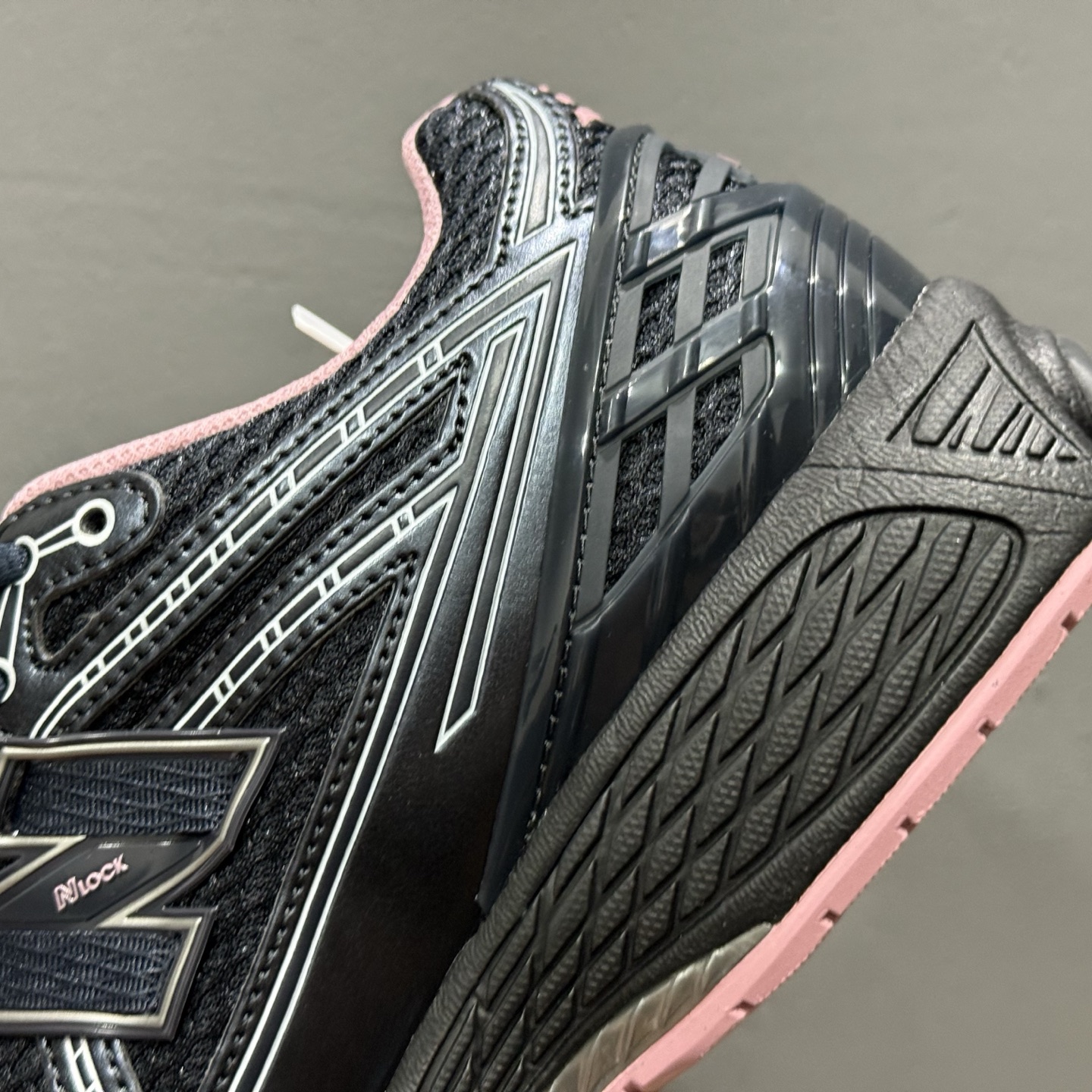 New Balance 1906系列复古老爹风休闲运动慢跑鞋 U1906RCU