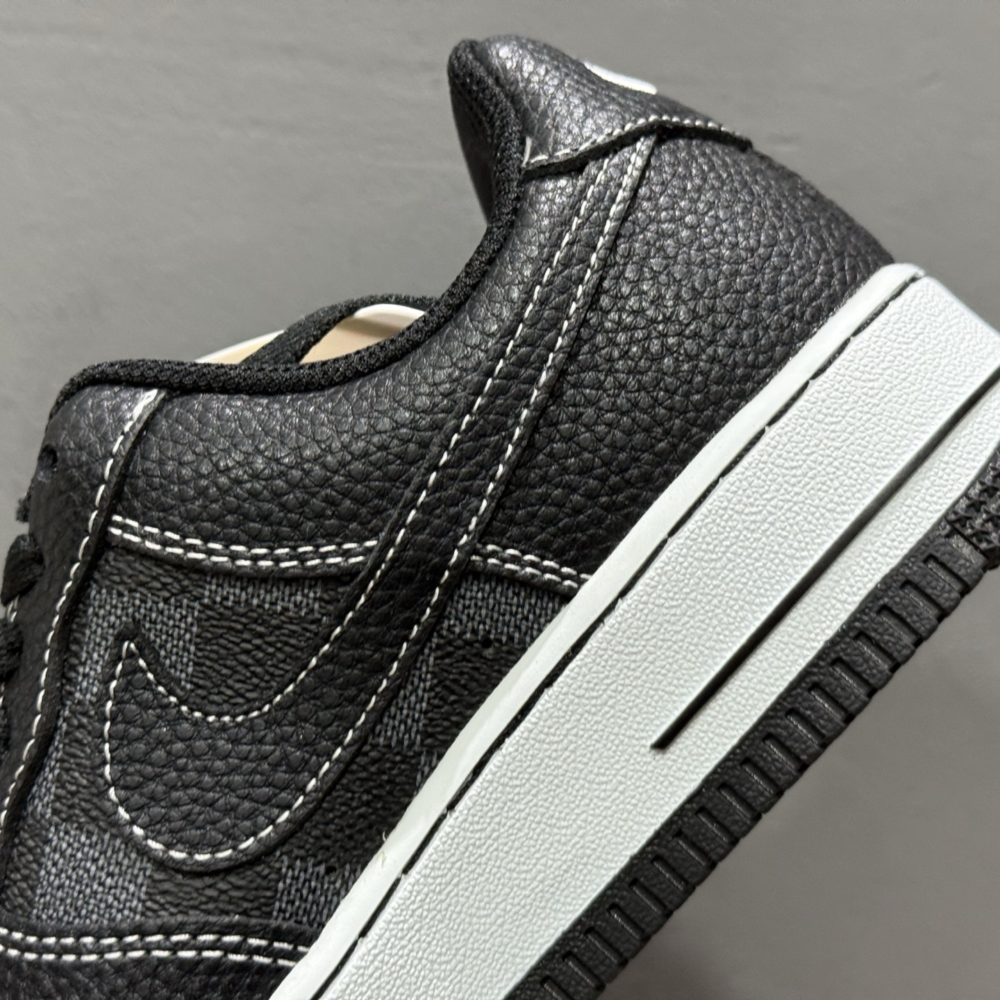 Nike Air Force 1'07 Low LV联名 方格黑荔纹 空军一号低帮休闲板鞋 CZ3986-001