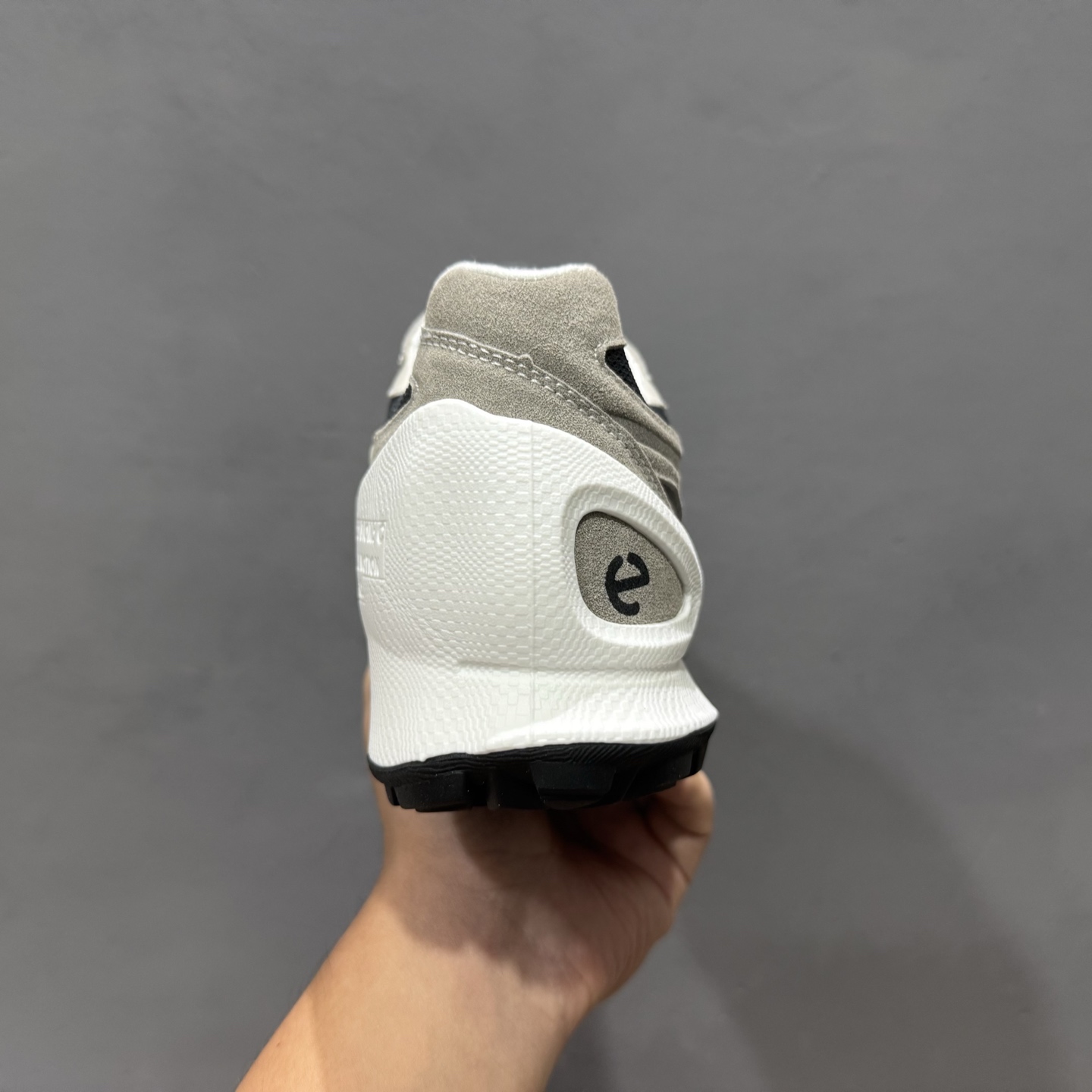 L/ Ecco 爱步 广东原厂 系列运动休闲板鞋