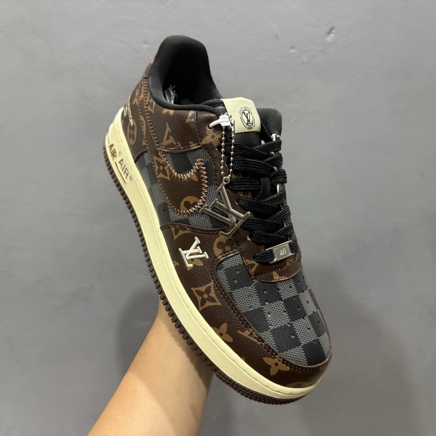 Nike Air Force 1'07 Low LV联名 咖啡灰 空军一号低帮休闲板鞋 SC0601-563