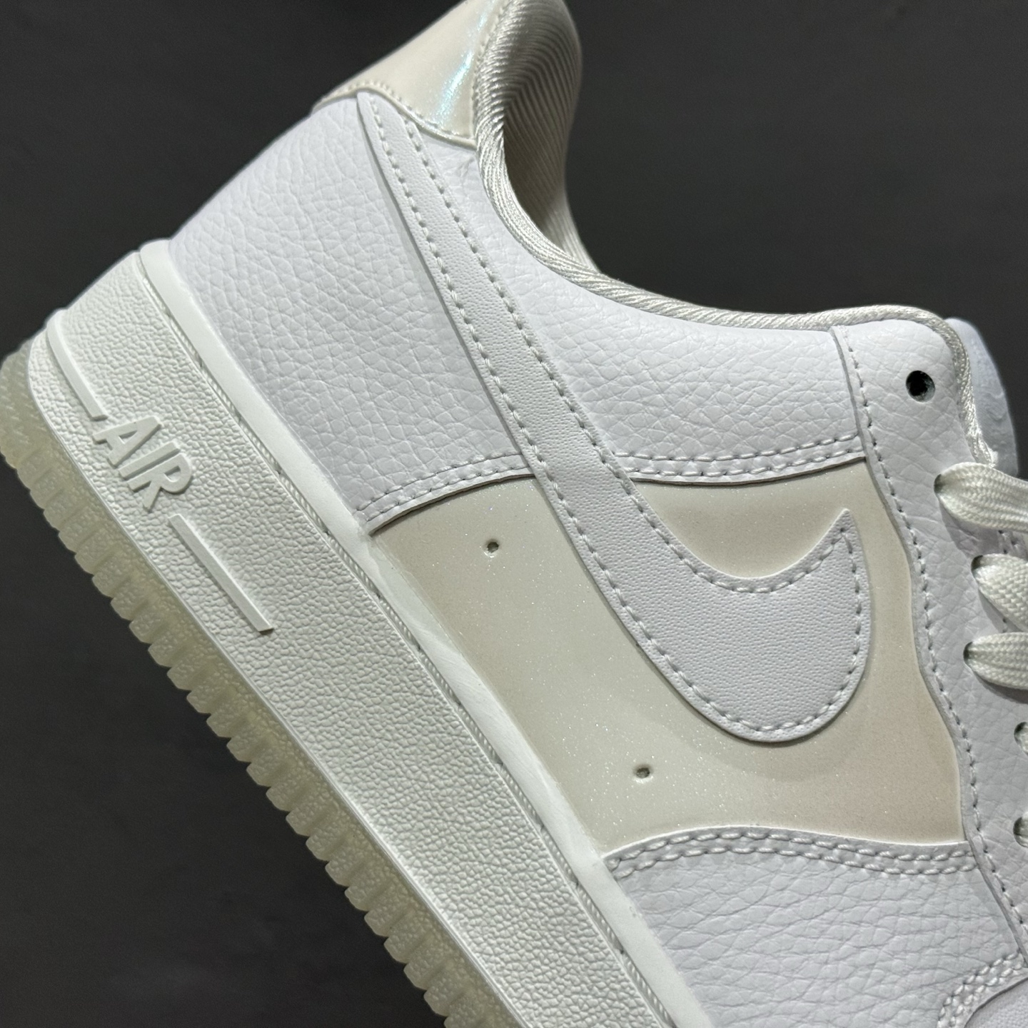 AIR FORCE 1 '07 原低帮空军版型专注外贸渠道 全掌内置蜂窝气垫 原盒配件 原厂中底钢印 拉帮完美 IH3204-100