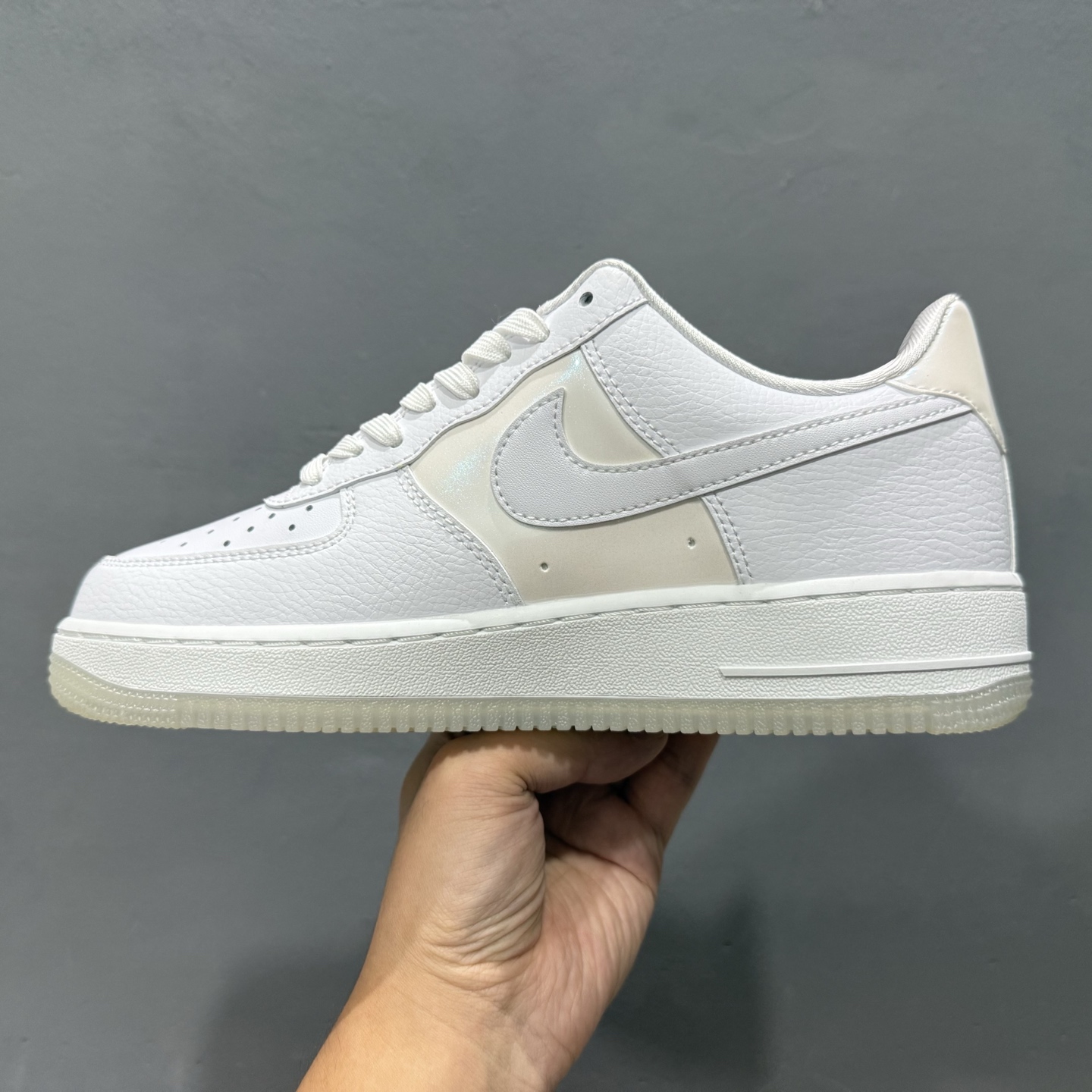 AIR FORCE 1 '07 原低帮空军版型专注外贸渠道 全掌内置蜂窝气垫 原盒配件 原厂中底钢印 拉帮完美 IH3204-100