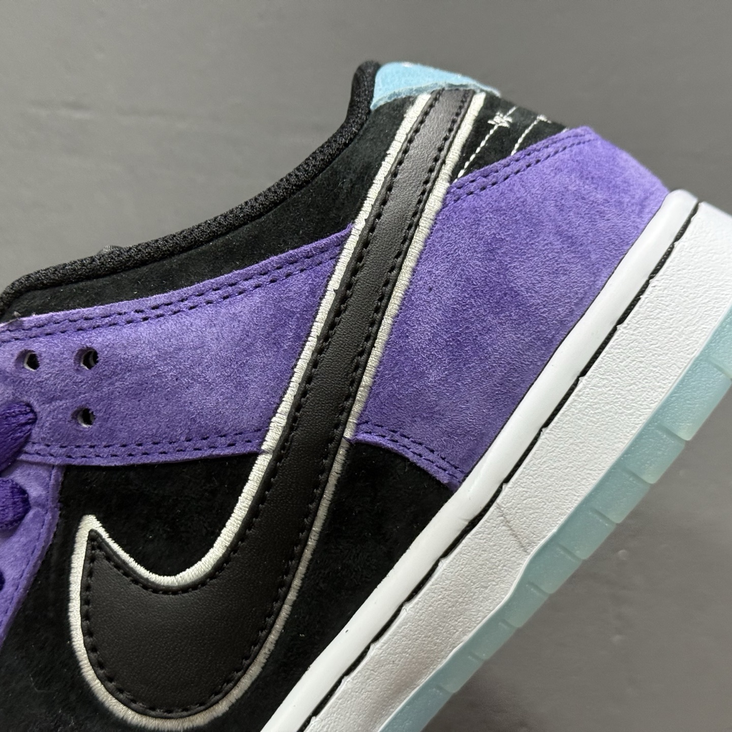 Nike SB Dunk Low pro 独家版型蒸餾加工帶來的是更好的视觉和脚感体验 HJ0513-500