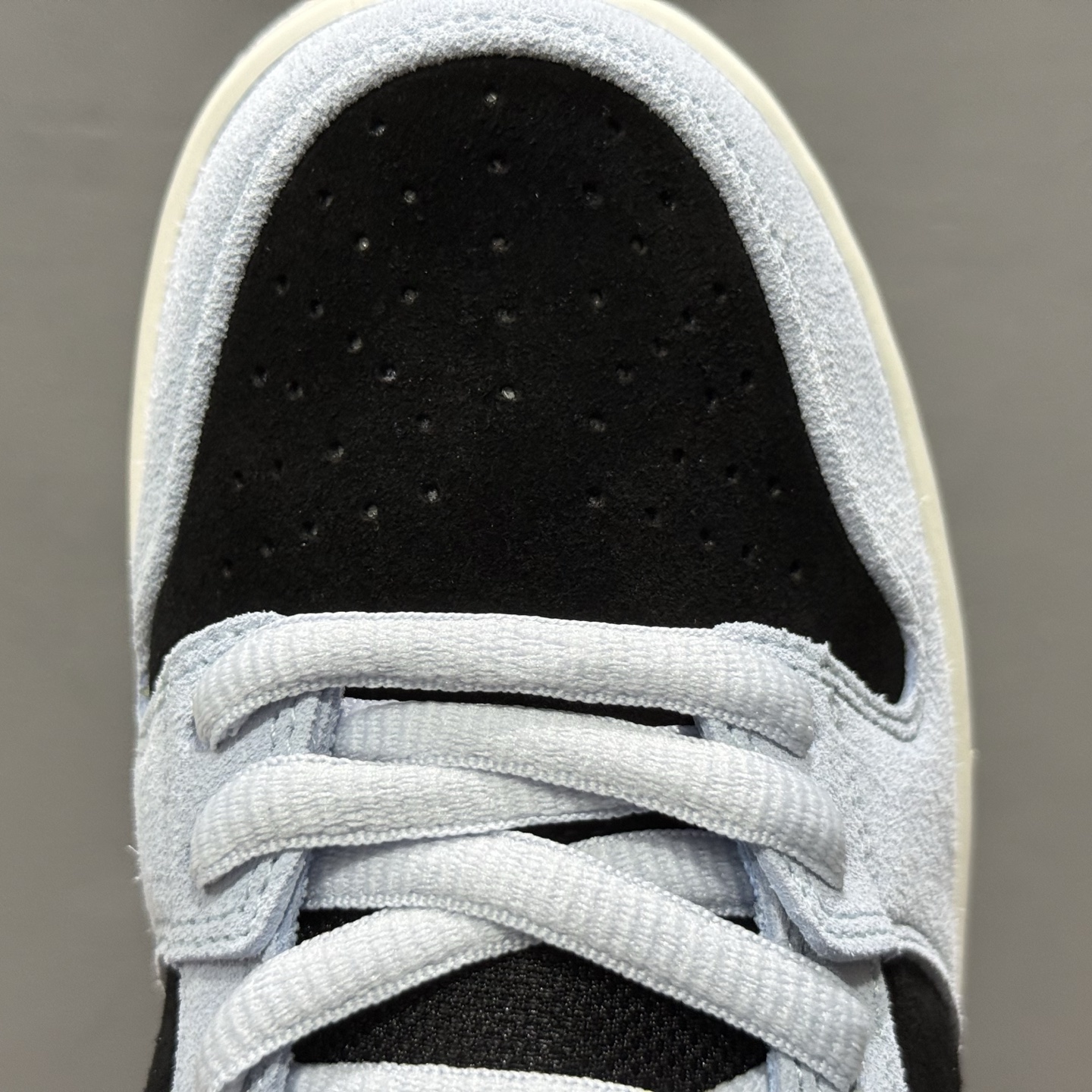 Nike SB Dunk Low pro 独家版型蒸餾加工帶來的是更好的视觉和脚感体验 HF3063-400