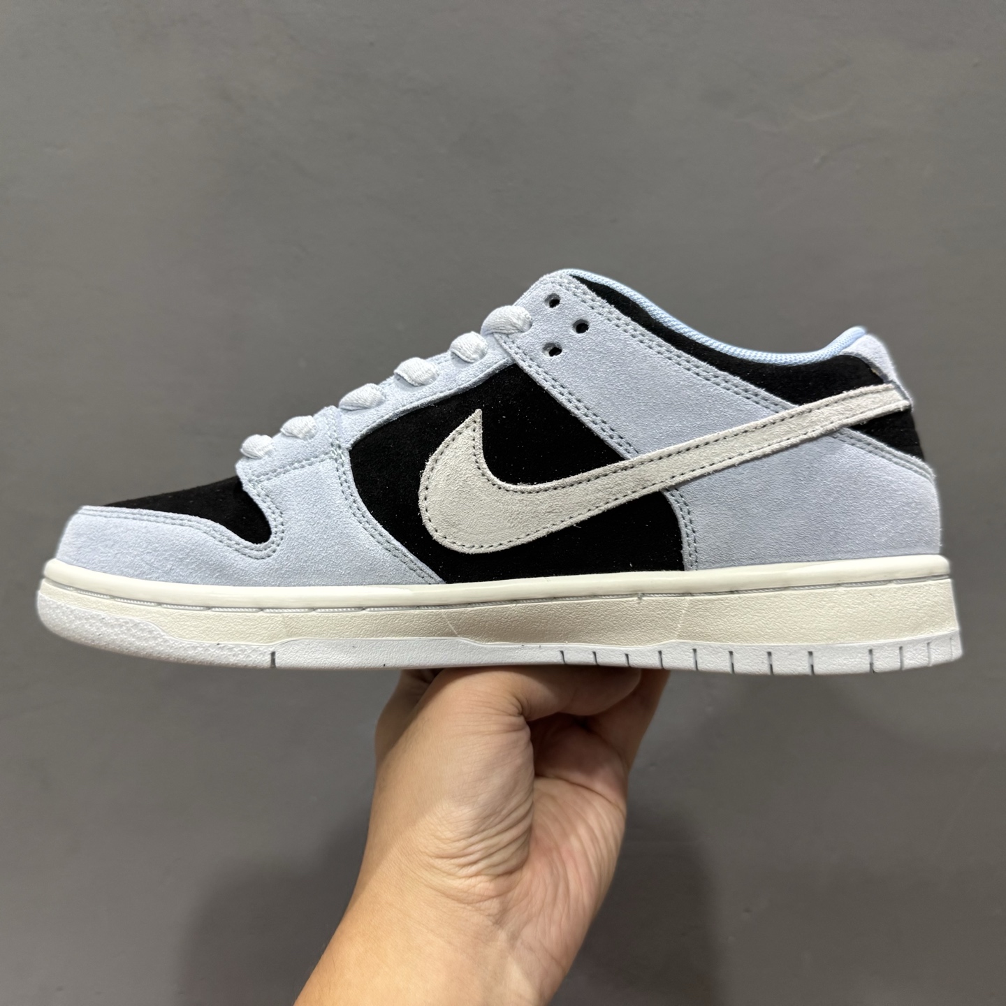 Nike SB Dunk Low pro 独家版型蒸餾加工帶來的是更好的视觉和脚感体验 HF3063-400