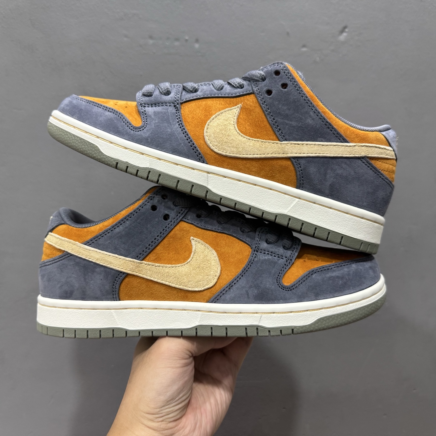 Nike SB Dunk Low pro 独家版型蒸餾加工帶來的是更好的视觉和脚感体验 HF3063-002