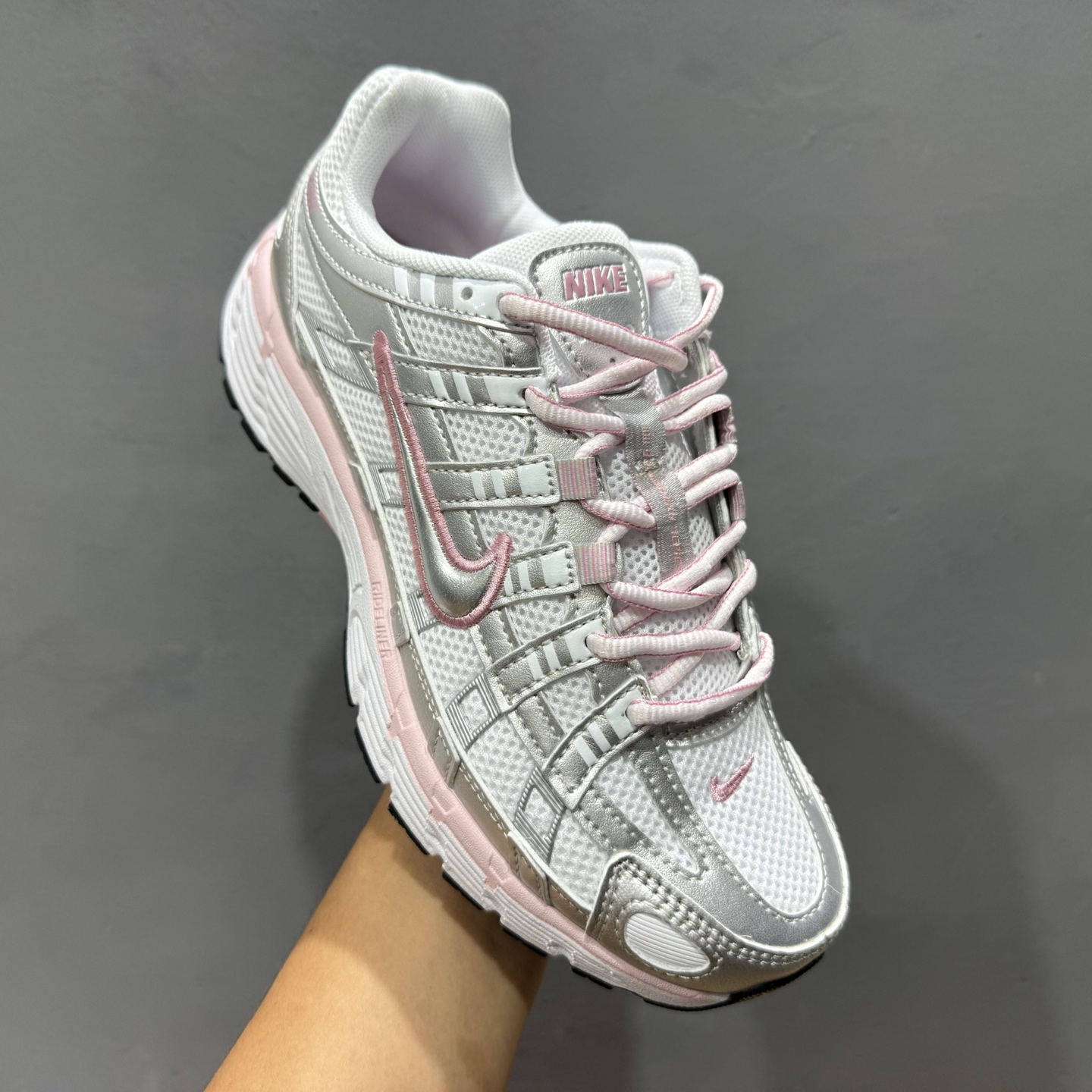 Nk P-6000 白粉复古休闲运动老爹鞋 BV1021-108