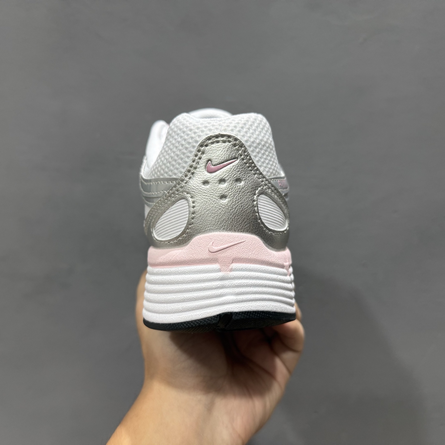 Nk P-6000 白粉复古休闲运动老爹鞋 BV1021-108