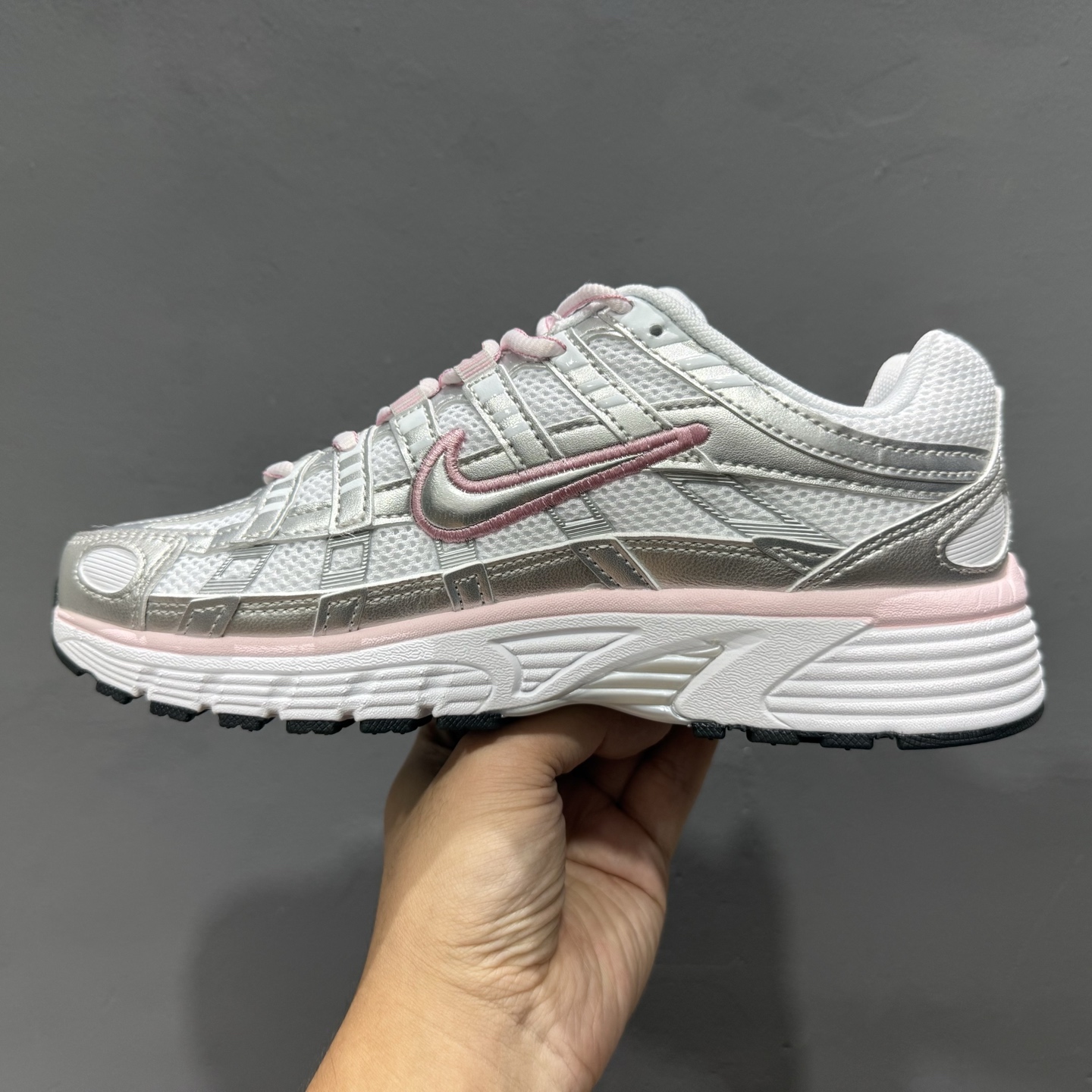 Nk P-6000 白粉复古休闲运动老爹鞋 BV1021-108