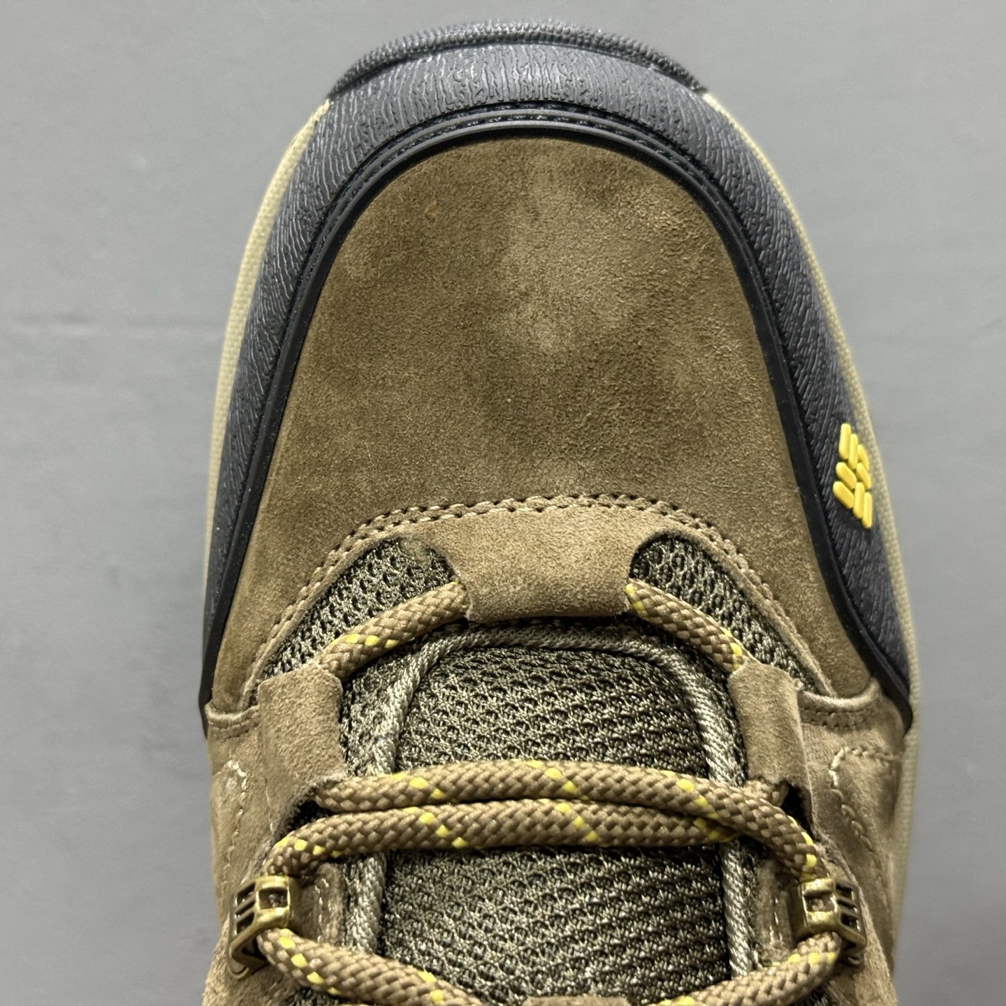 新货Columbia 哥伦比亚户外登山鞋休闲鞋户外越野徒步鞋