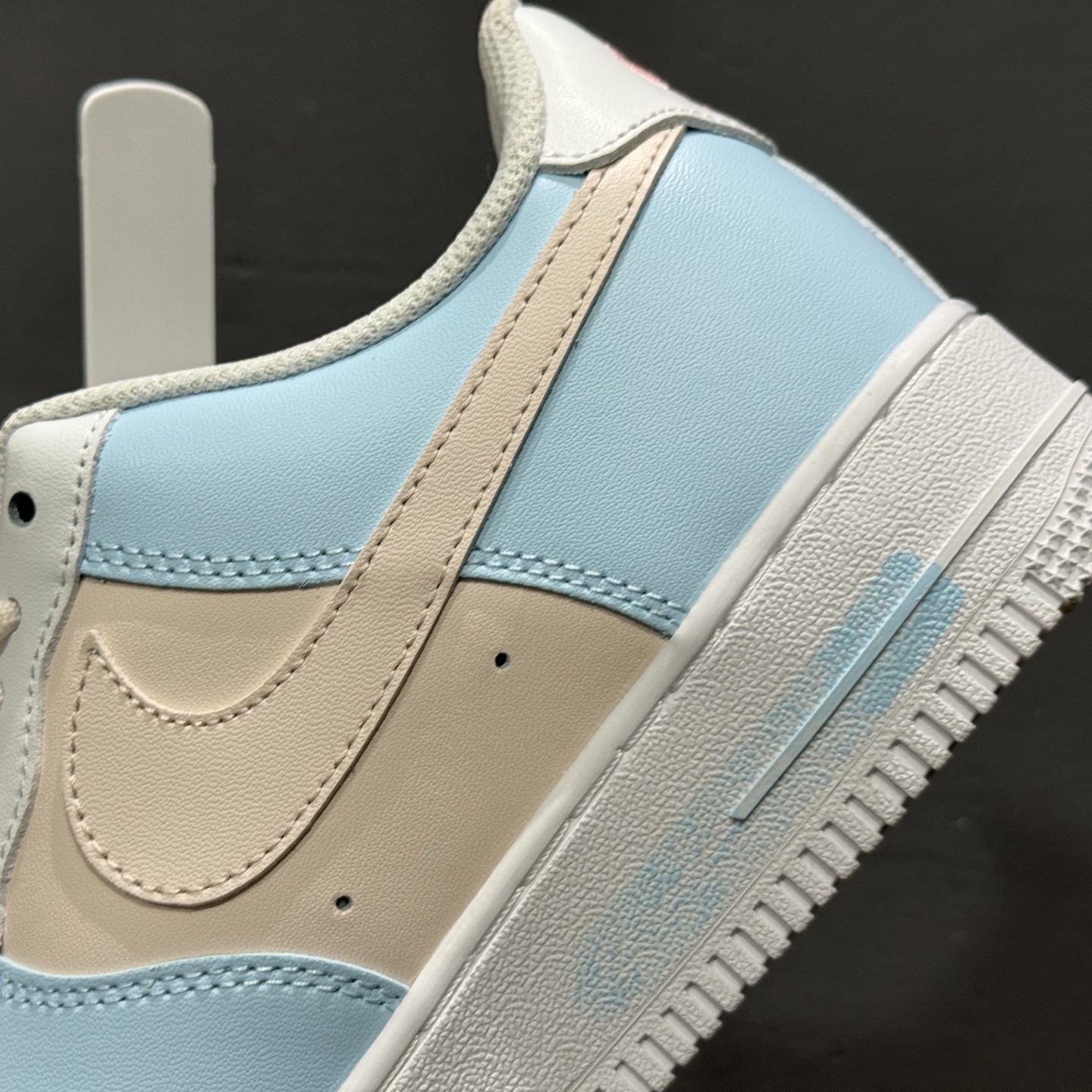 Nike Air Force 1'07 Low 繁星似点 空军一号低帮休闲板鞋 ZH0316-107