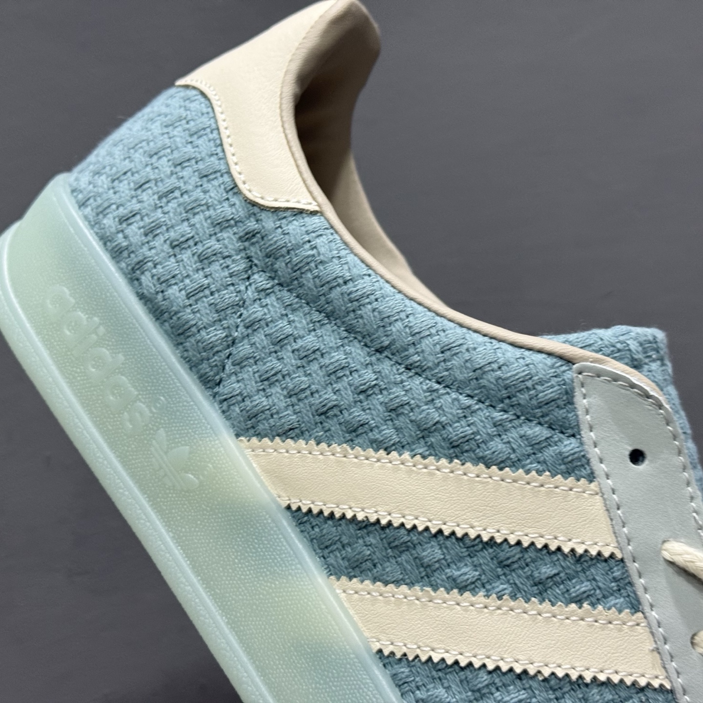 Adidas Originals Gazelle Indoor JR8852 三叶草复古休闲防滑耐磨低帮板鞋