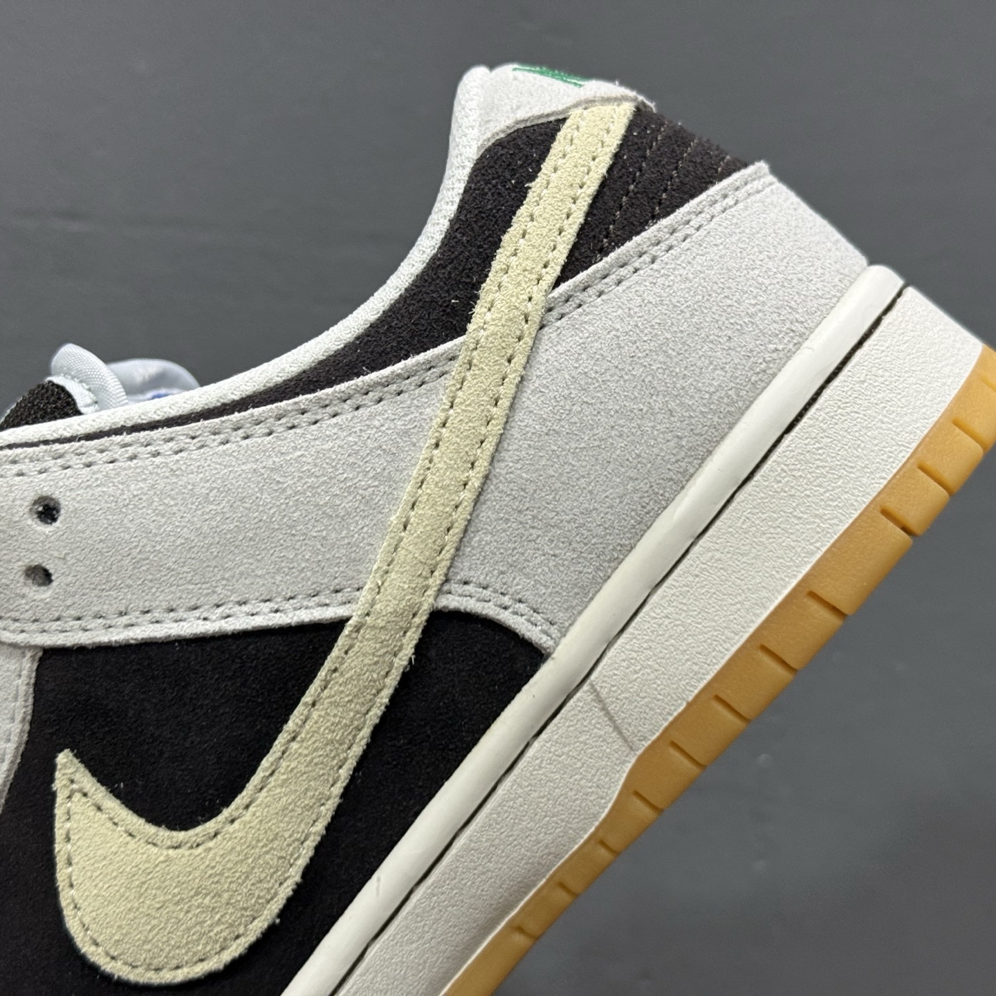 Nike SB Dunk Low 冰啡男孩 米棕 HF3704-001