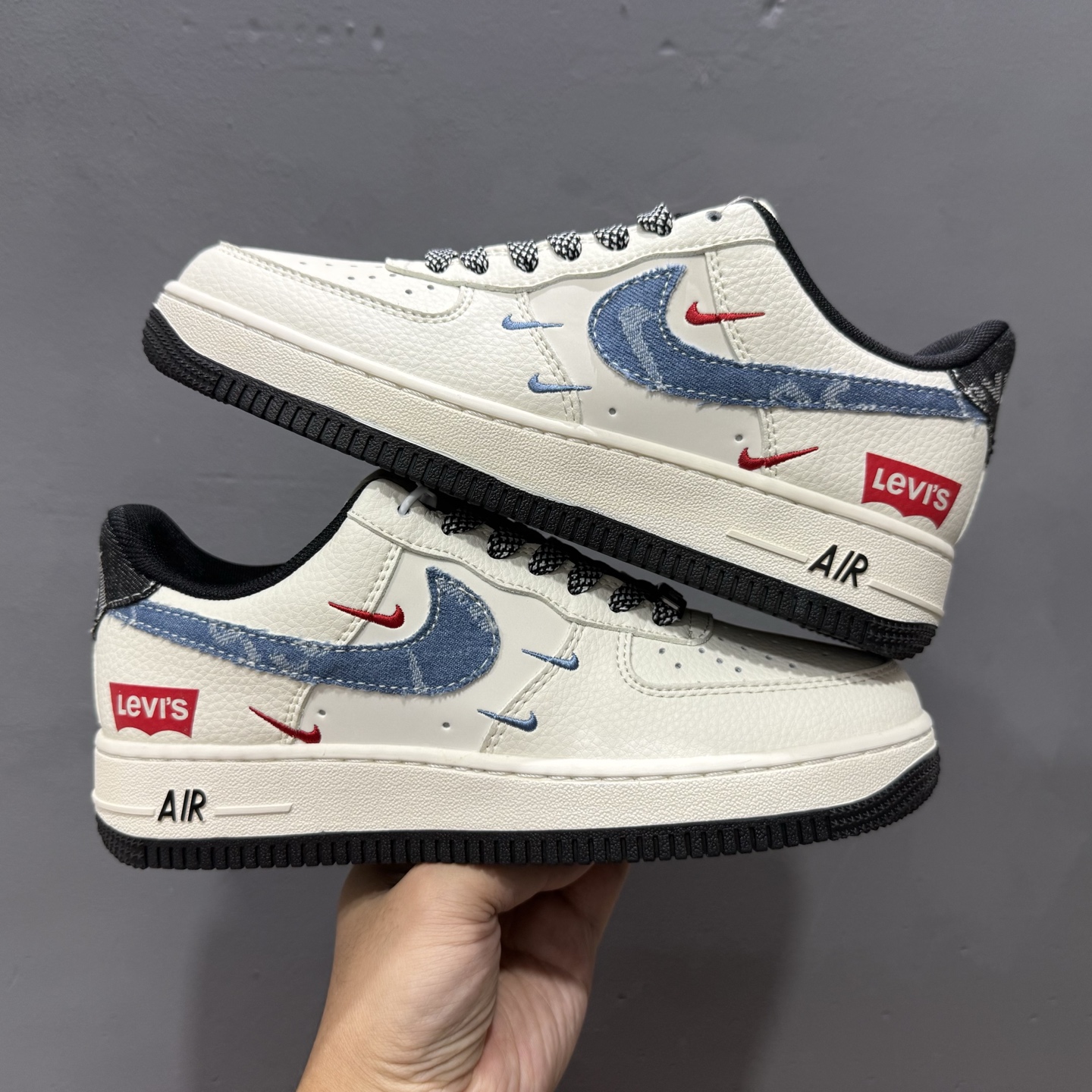 Nike Air Force 1'07 Low 李维斯联名 米蓝牛仔四勾 空军一号低帮休闲板鞋 QW5606-261