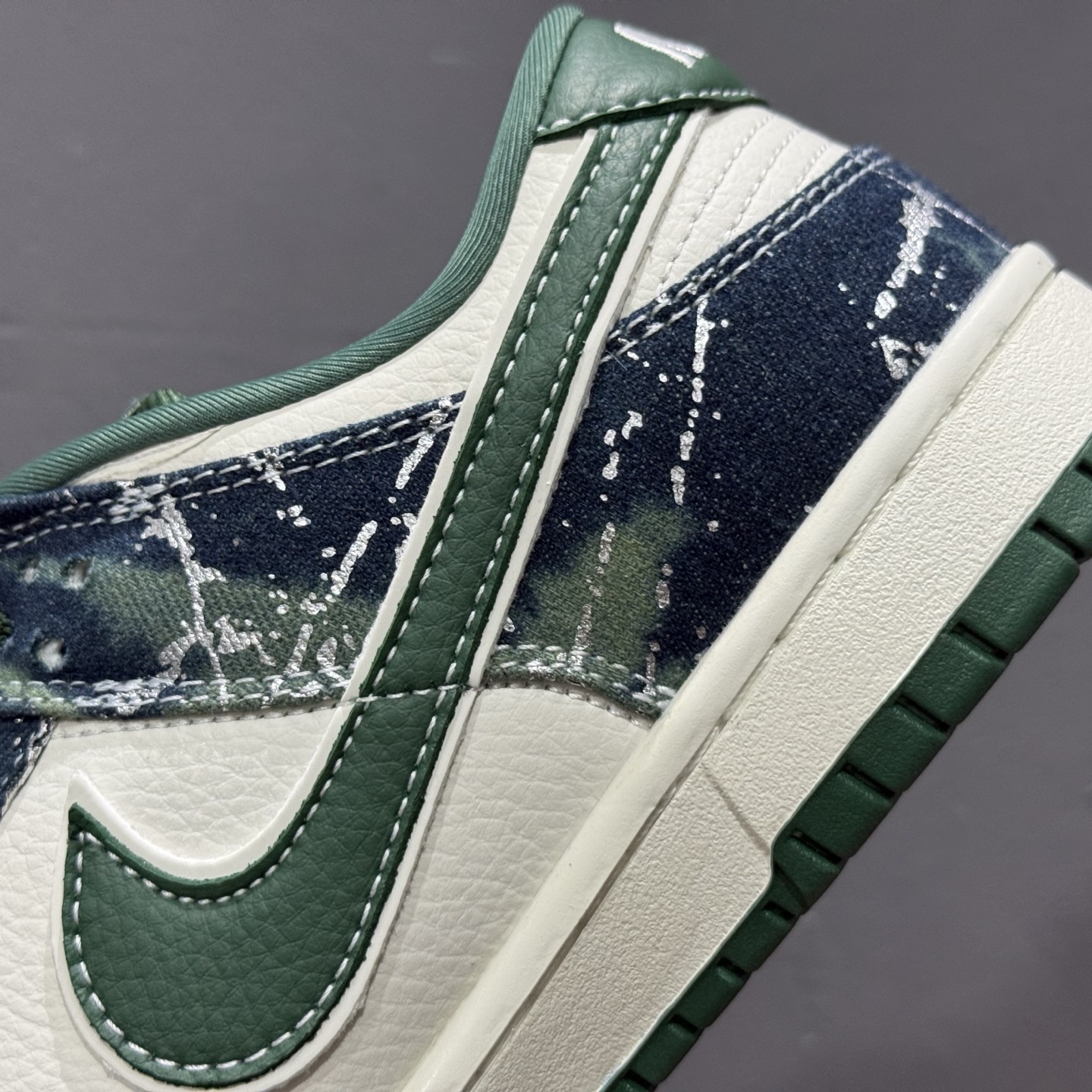 Nike SB Dunk Low BAPE联名 白军绿 周年高端定制 低帮休闲板鞋 SC0601-465