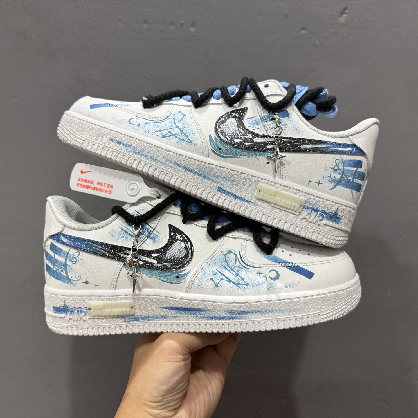 Nike Air Force 1'07 Low ”Pisces” 手绘涂鸦