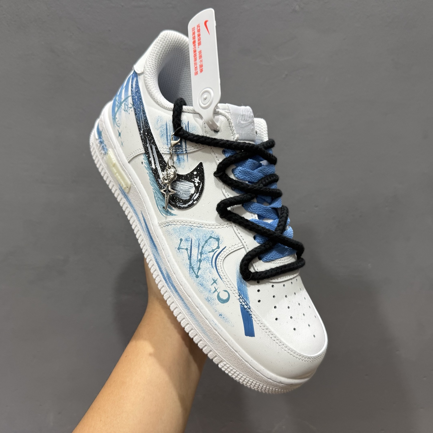 Nike Air Force 1'07 Low ”Pisces” 手绘涂鸦